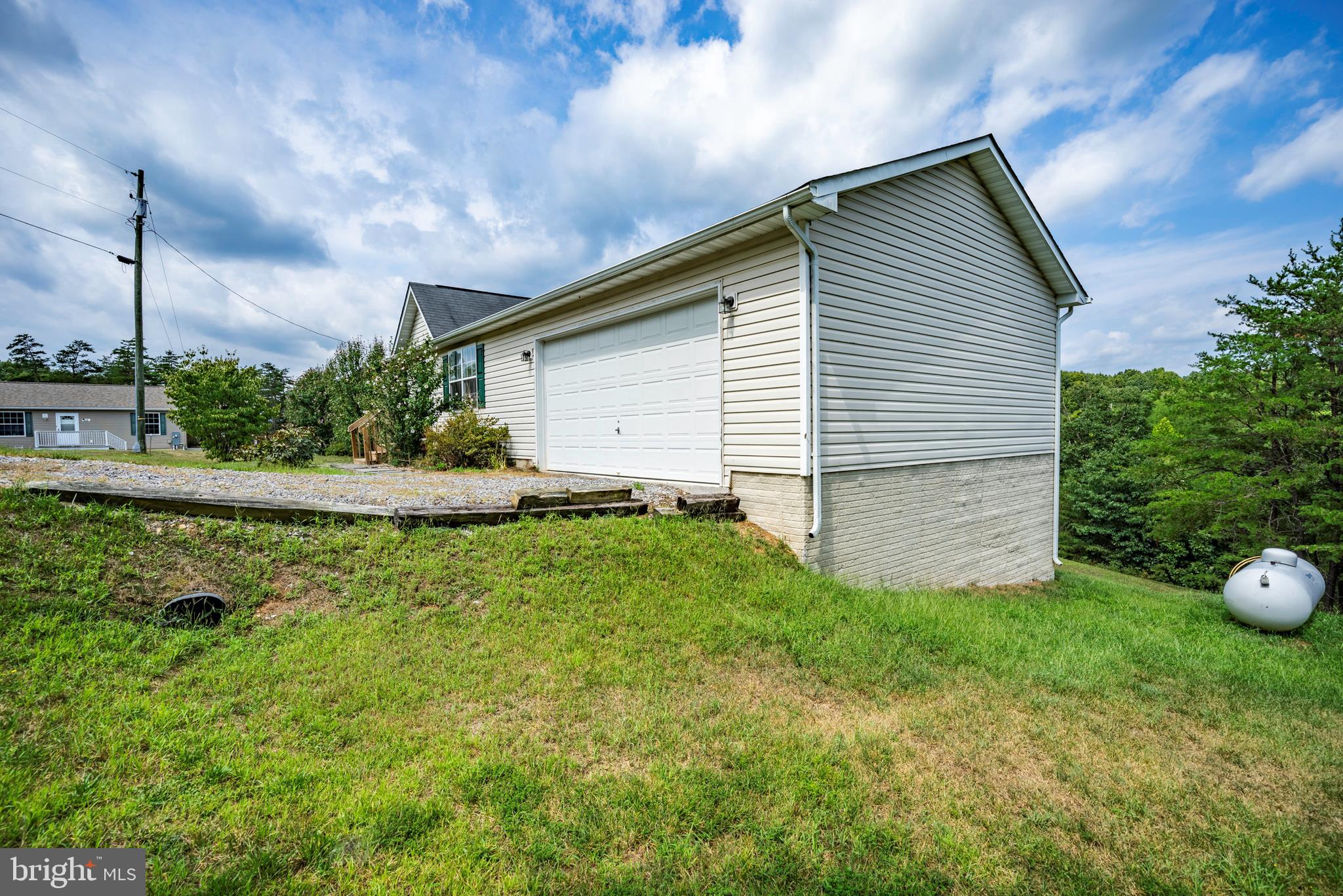 BELLWOOD ESTATES - Residential