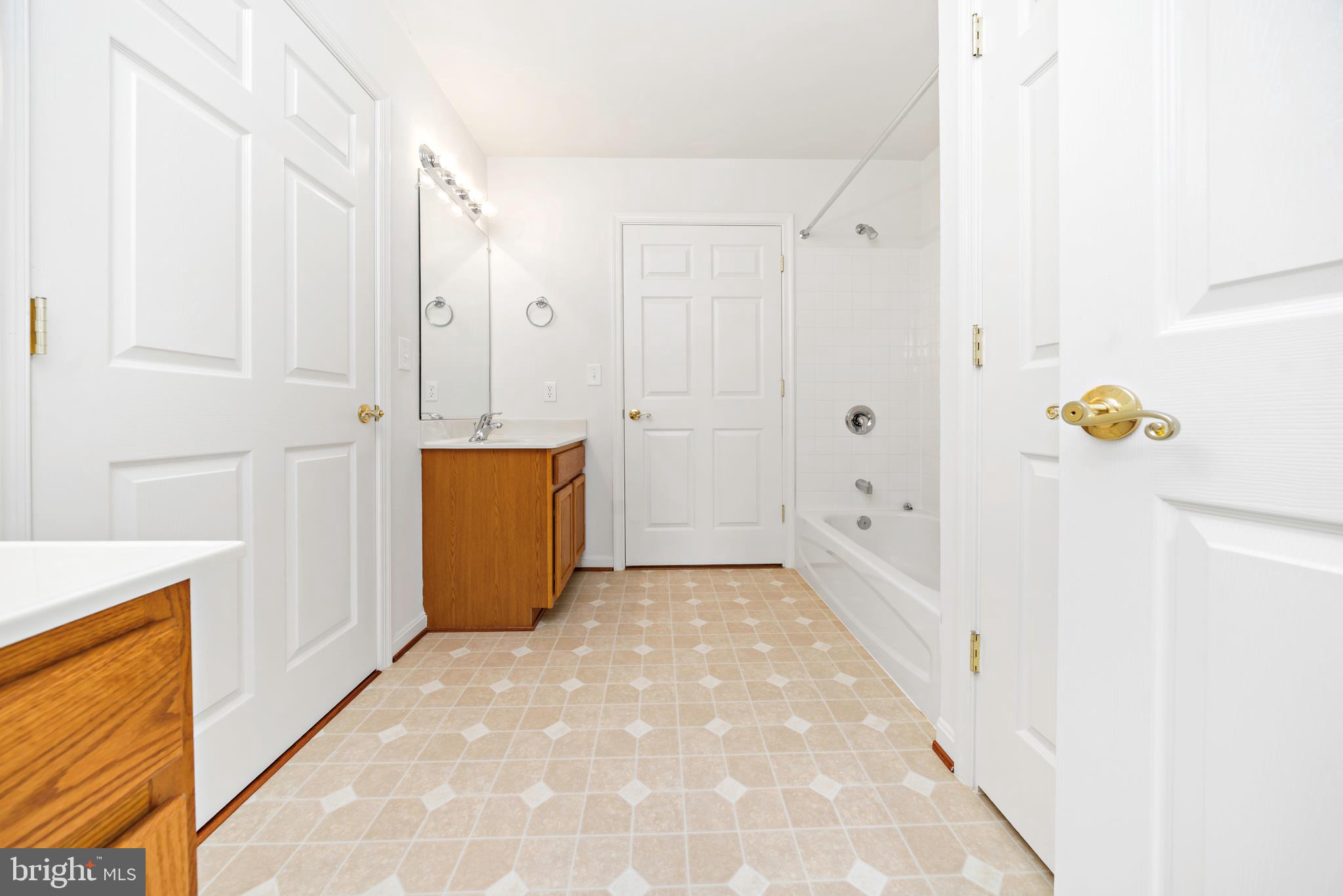 BELLWOOD ESTATES - Residential