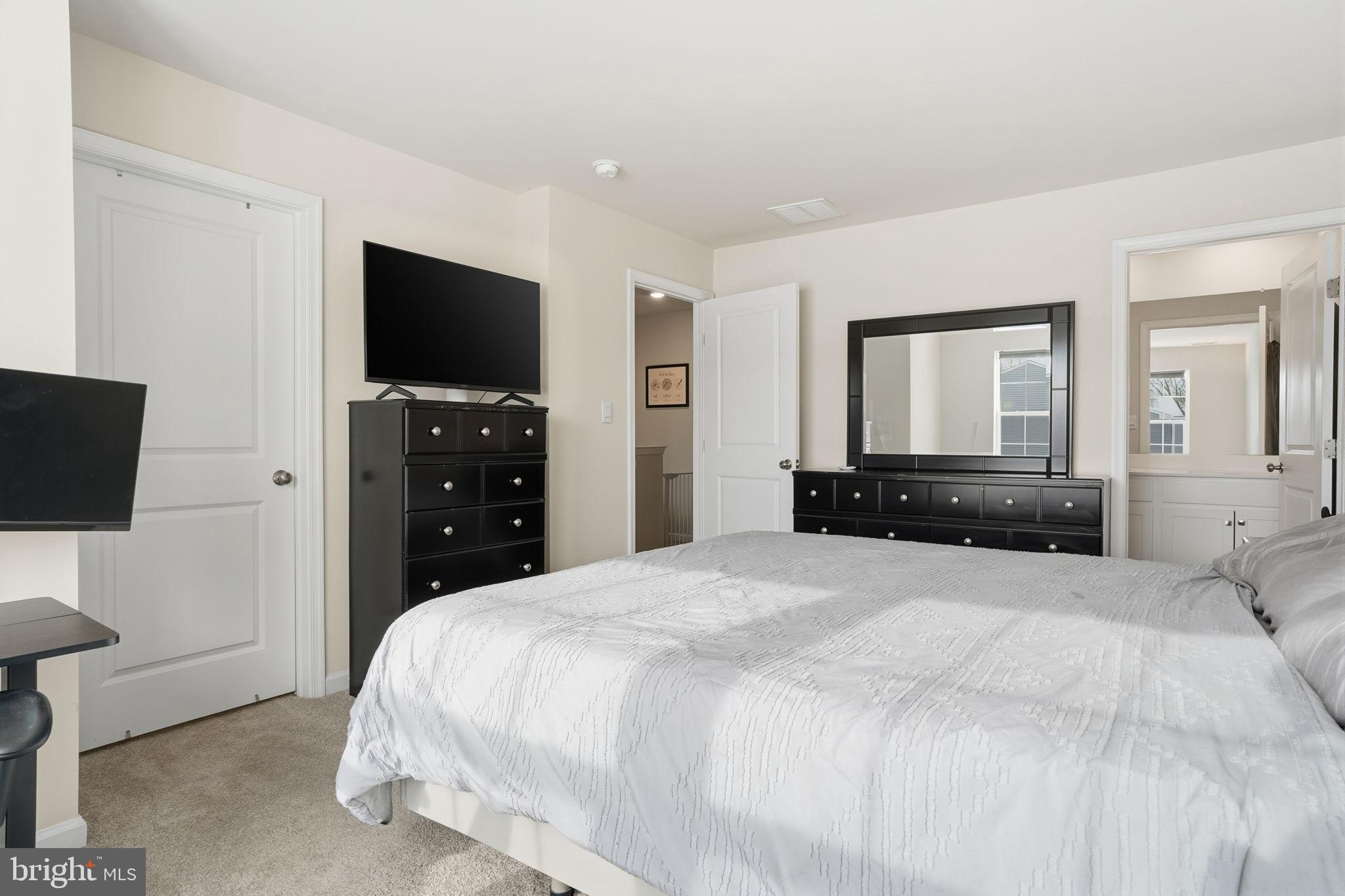 STILL WATERS - Residential