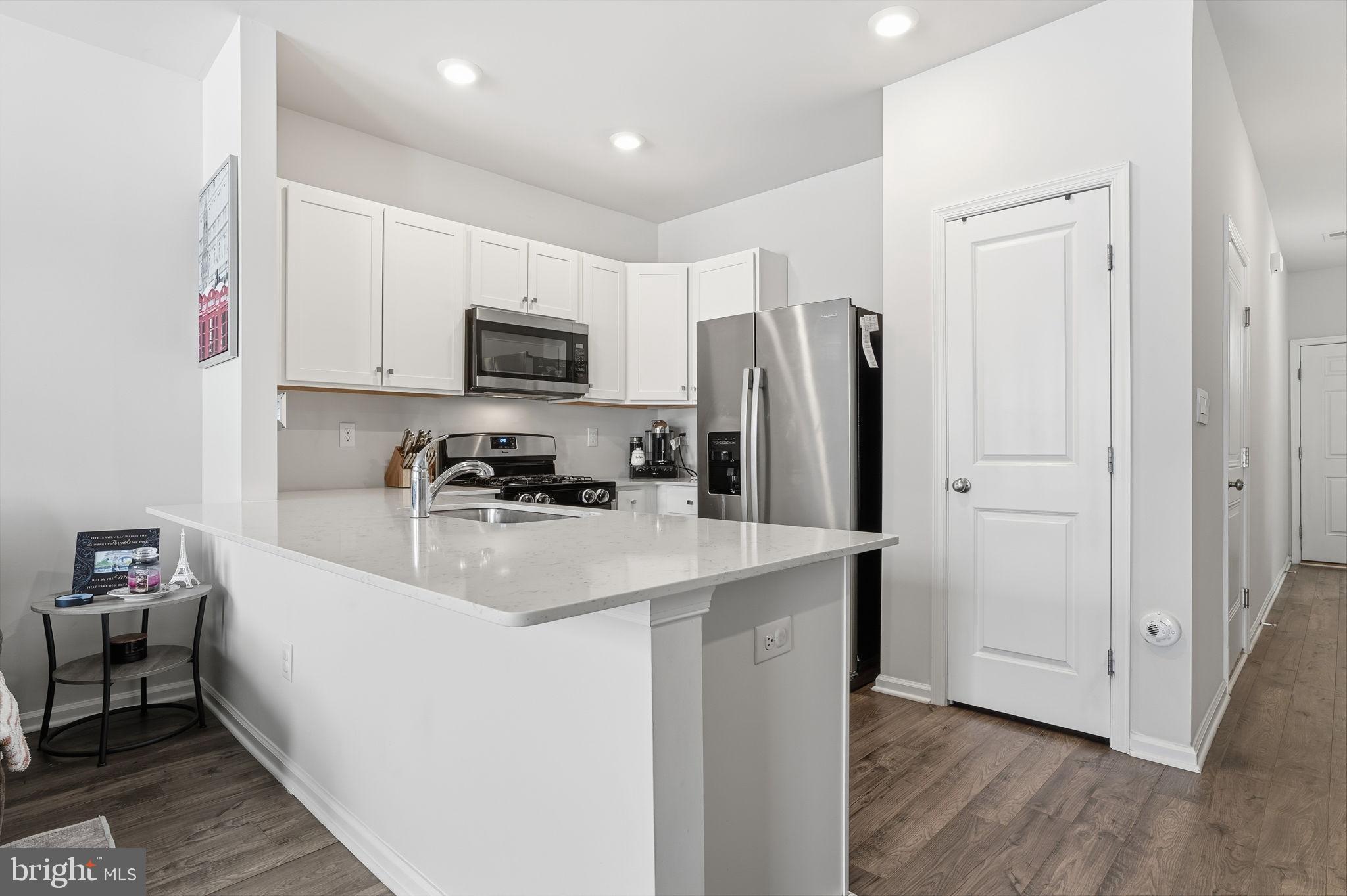 STILL WATERS - Residential