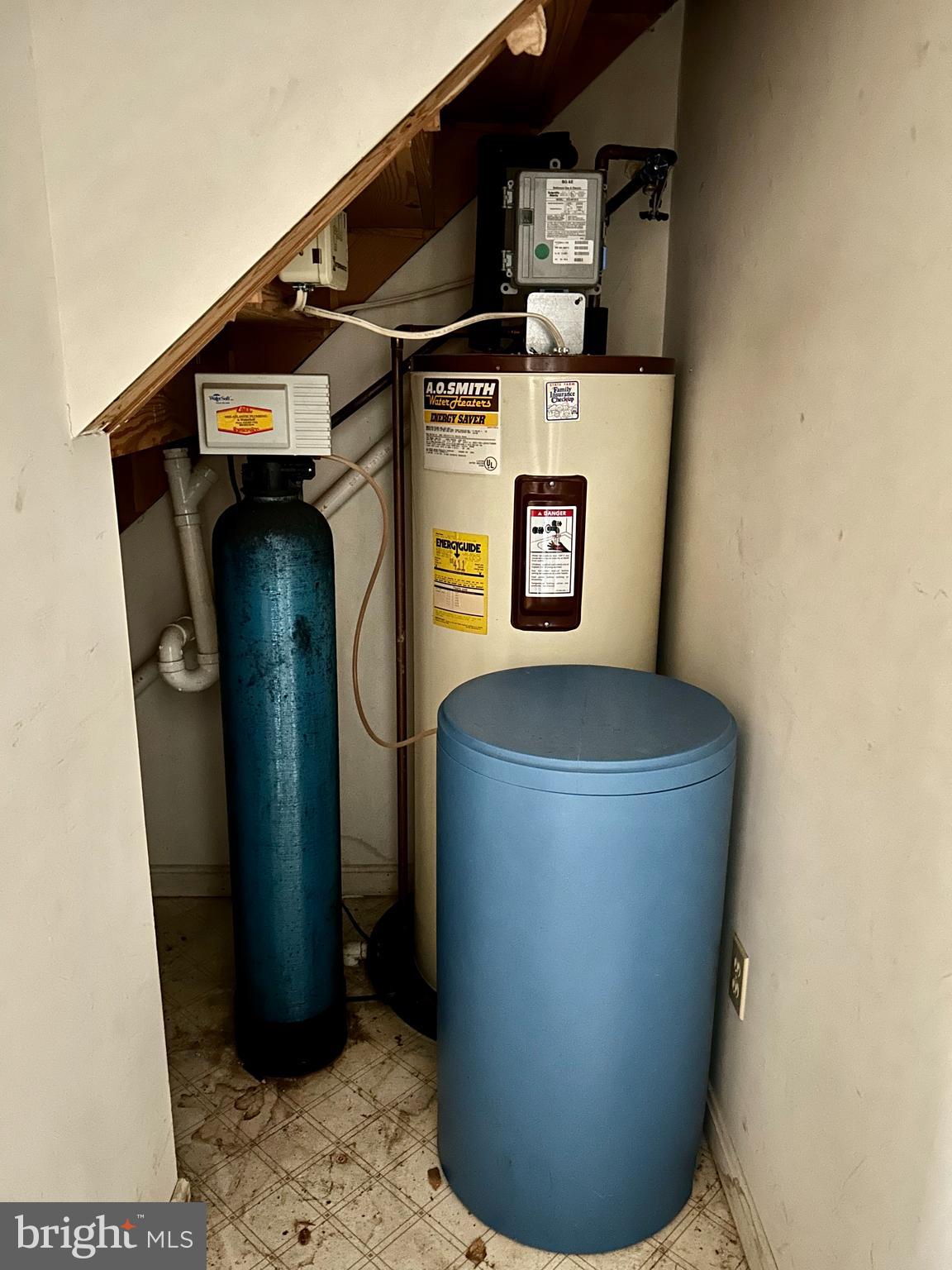 AVALON SHORES - Residential