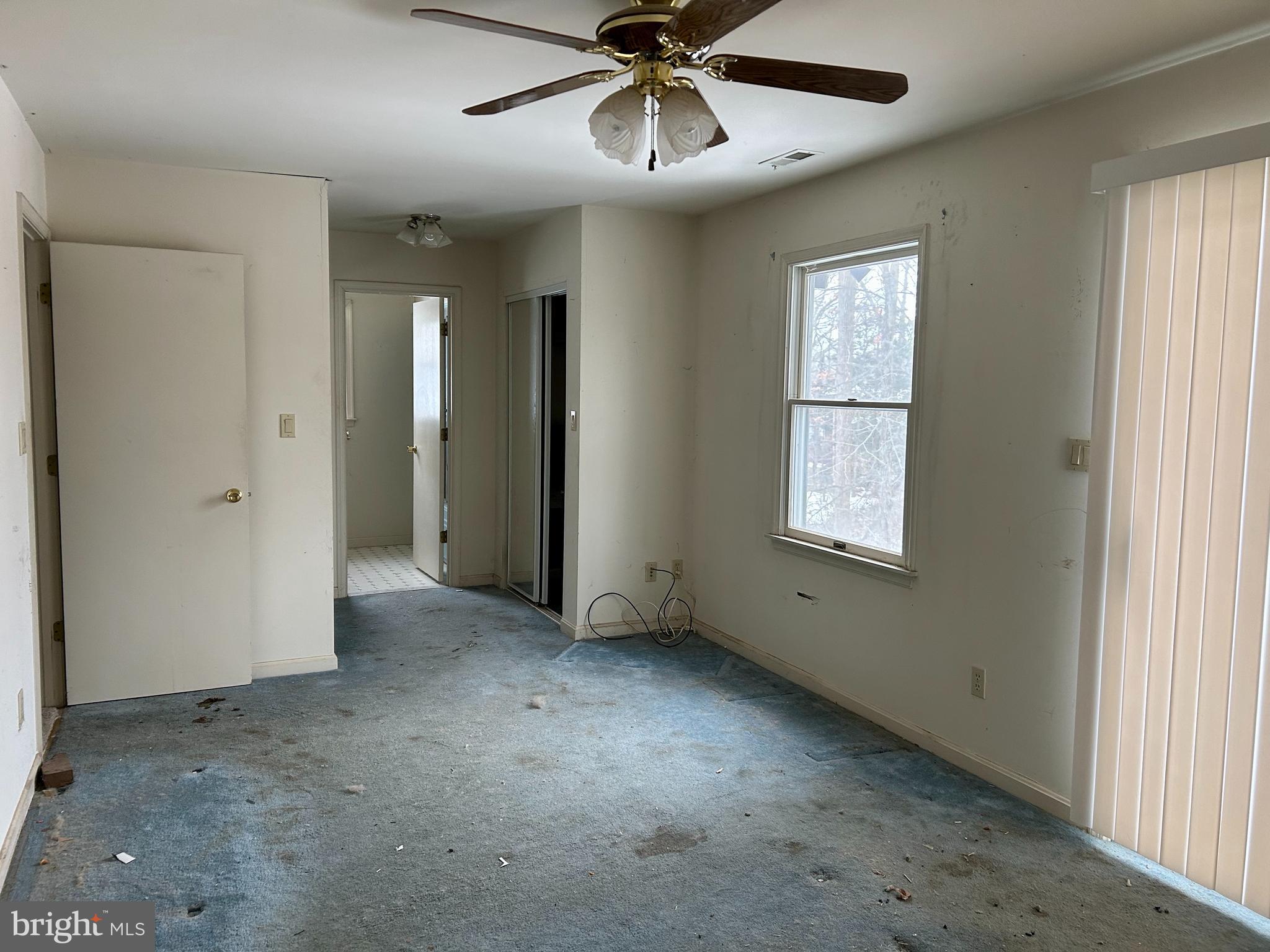 AVALON SHORES - Residential