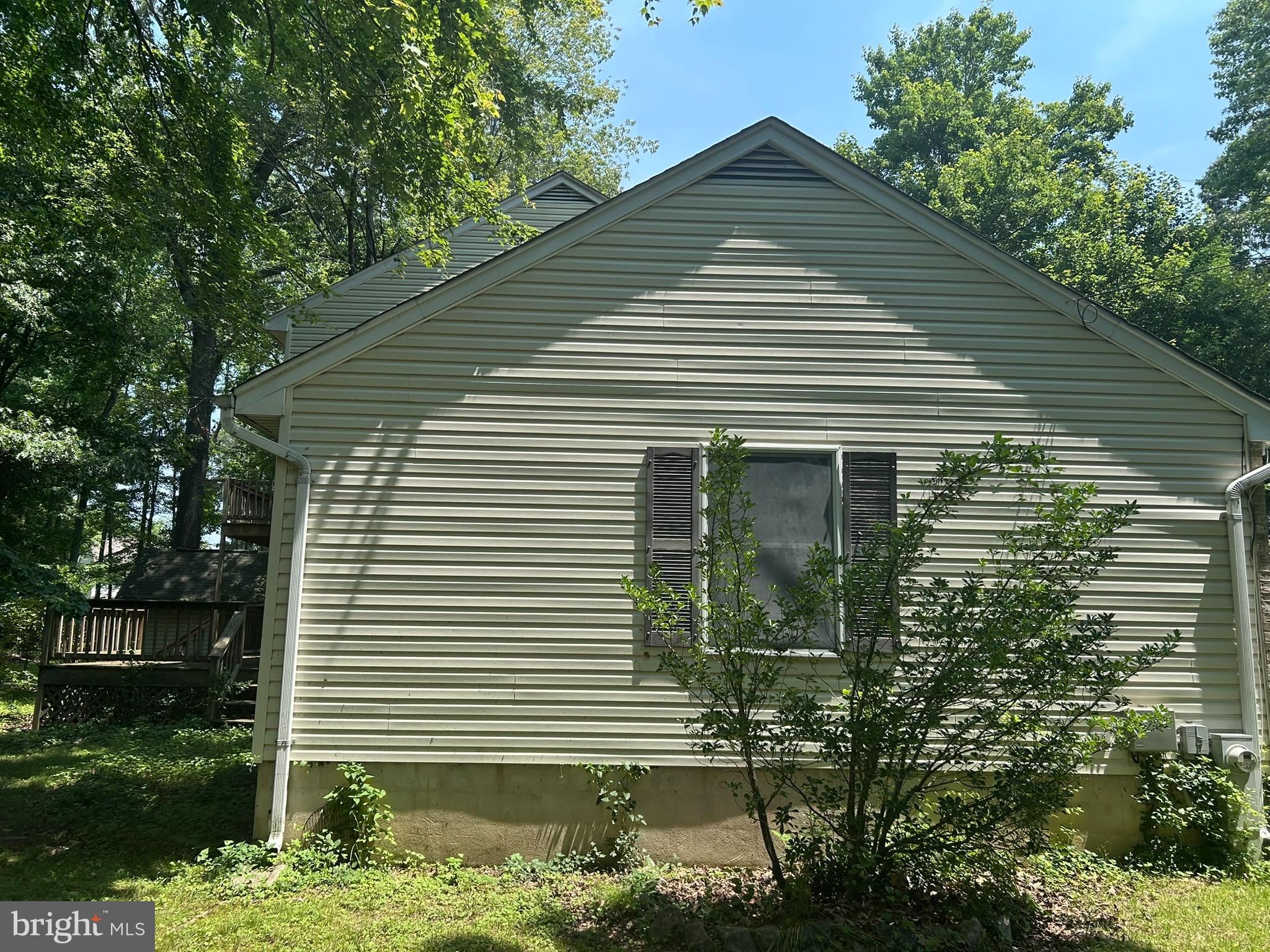 AVALON SHORES - Residential