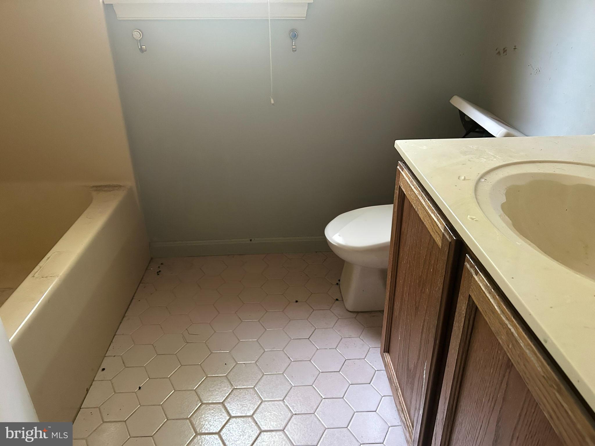 AVALON SHORES - Residential