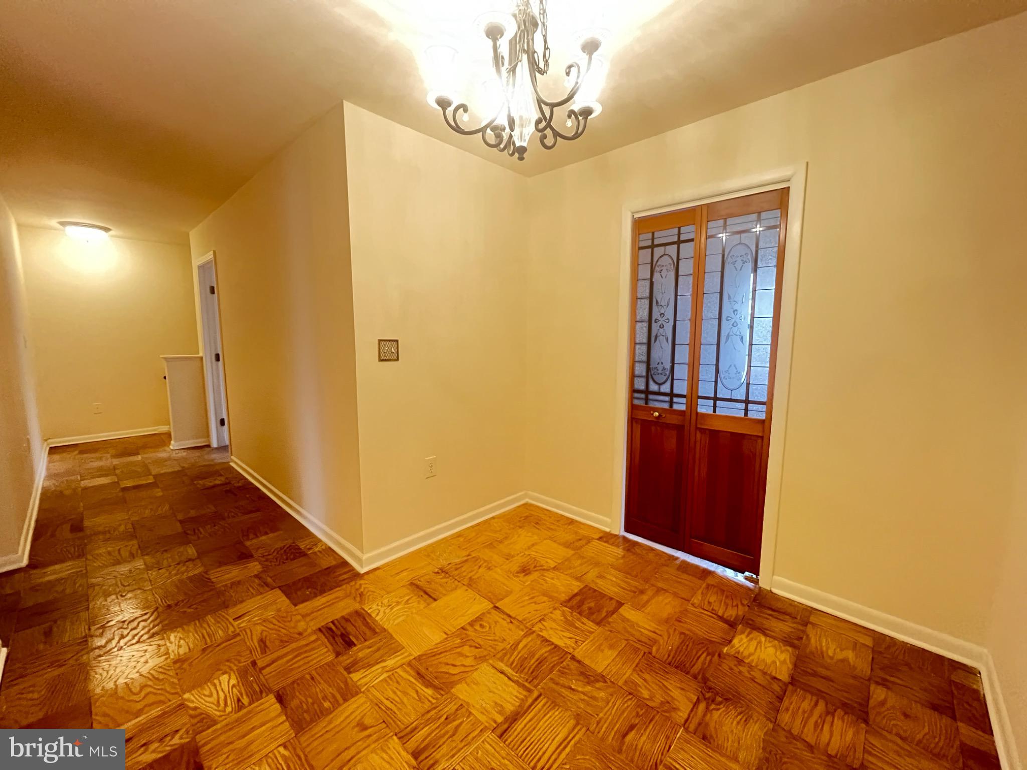 VILLAGE GREEN - Residential Lease