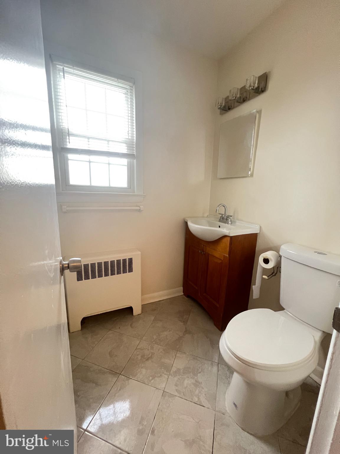 VILLAGE GREEN - Residential Lease