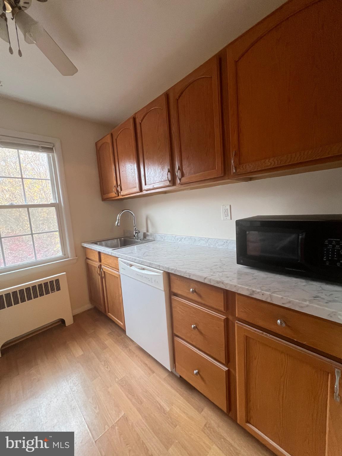 VILLAGE GREEN - Residential Lease