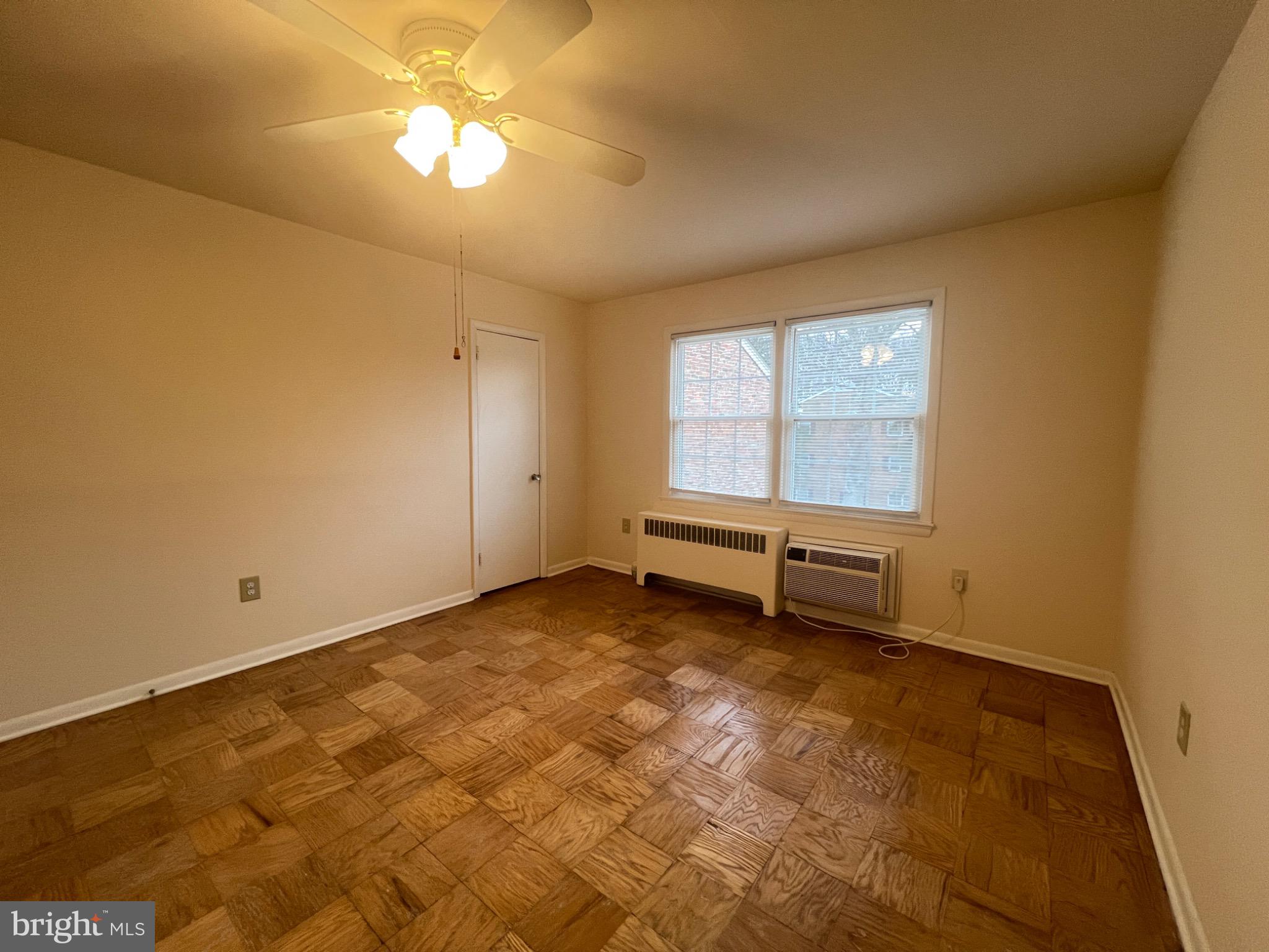 VILLAGE GREEN - Residential Lease