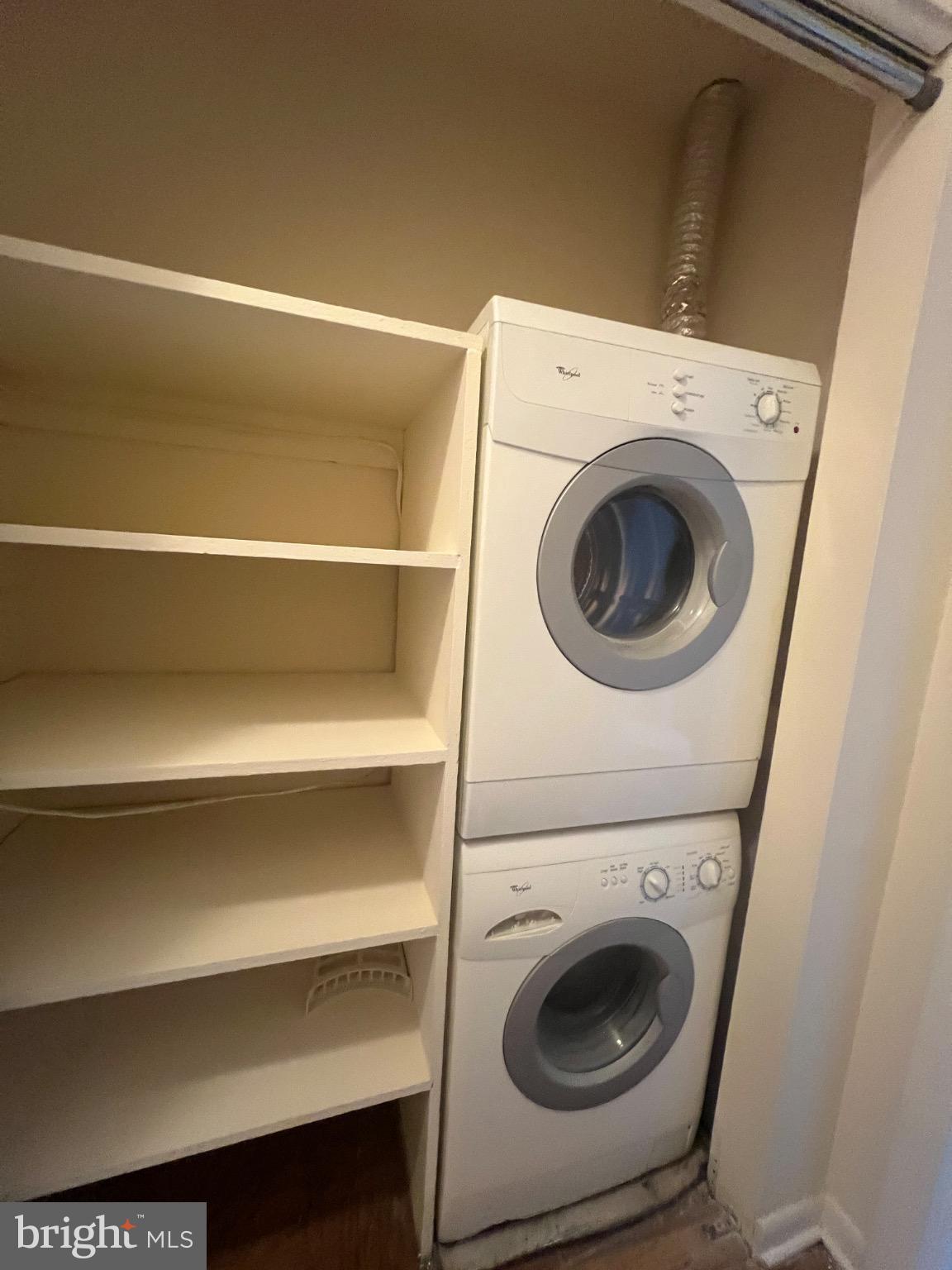 VILLAGE GREEN - Residential Lease