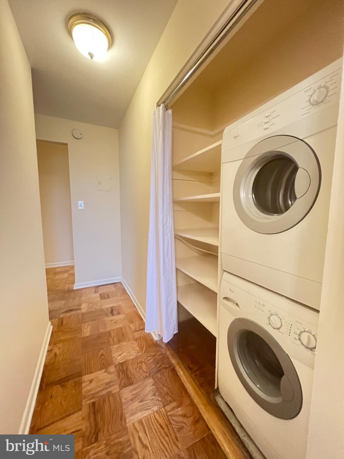 VILLAGE GREEN - Residential Lease