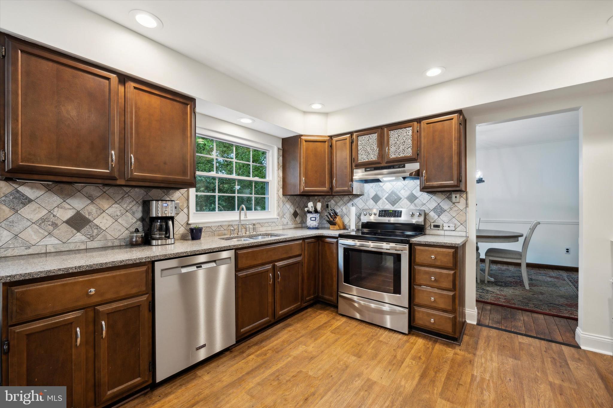 SUMMIT RIDGE - Residential