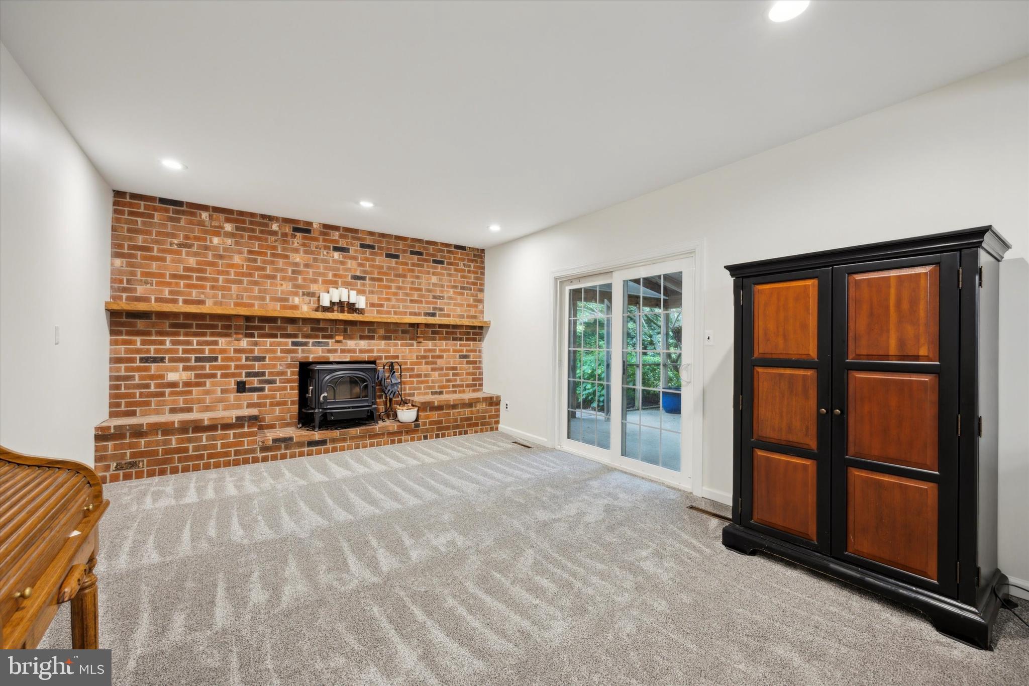 SUMMIT RIDGE - Residential