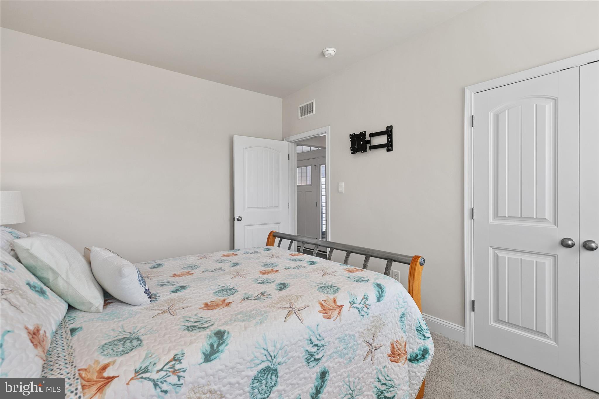 WOODFIELD PRESERVE - Residential