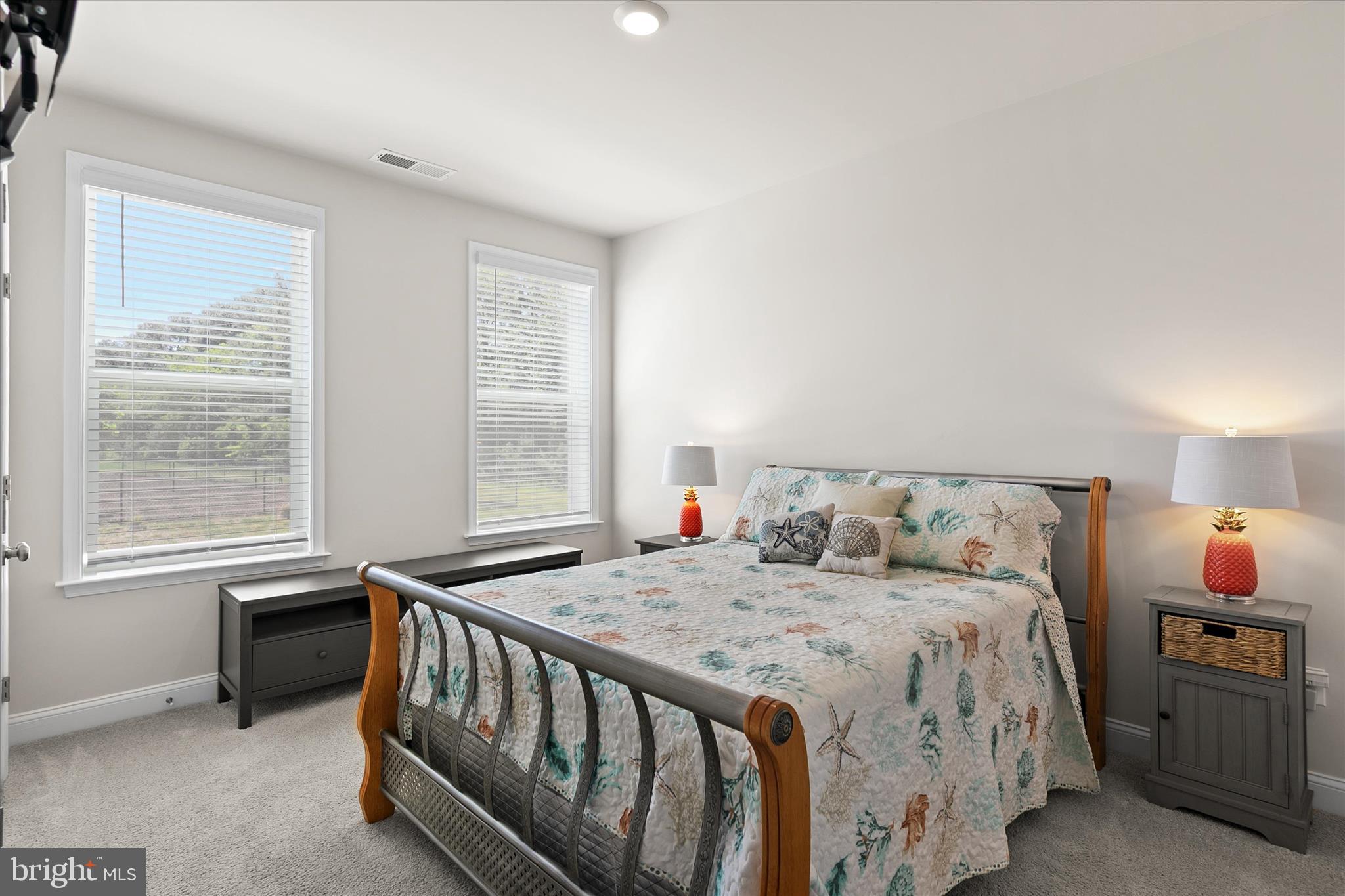 WOODFIELD PRESERVE - Residential