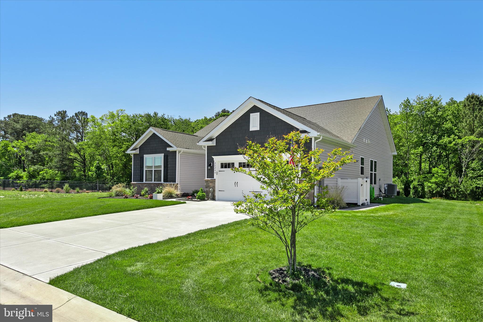24244 W CYPRESS WAY