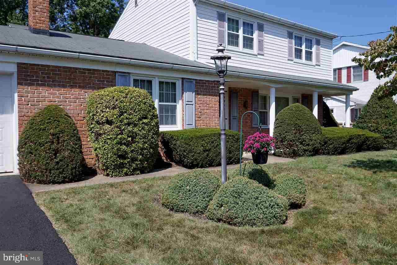 OUTDOOR COUNTRY CLUB - Residential