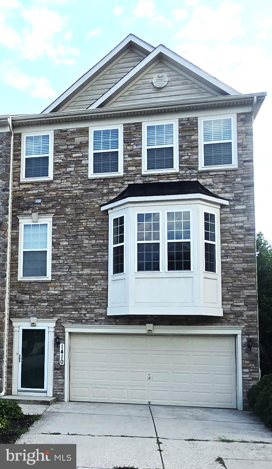 1410 SHERMAN COURT