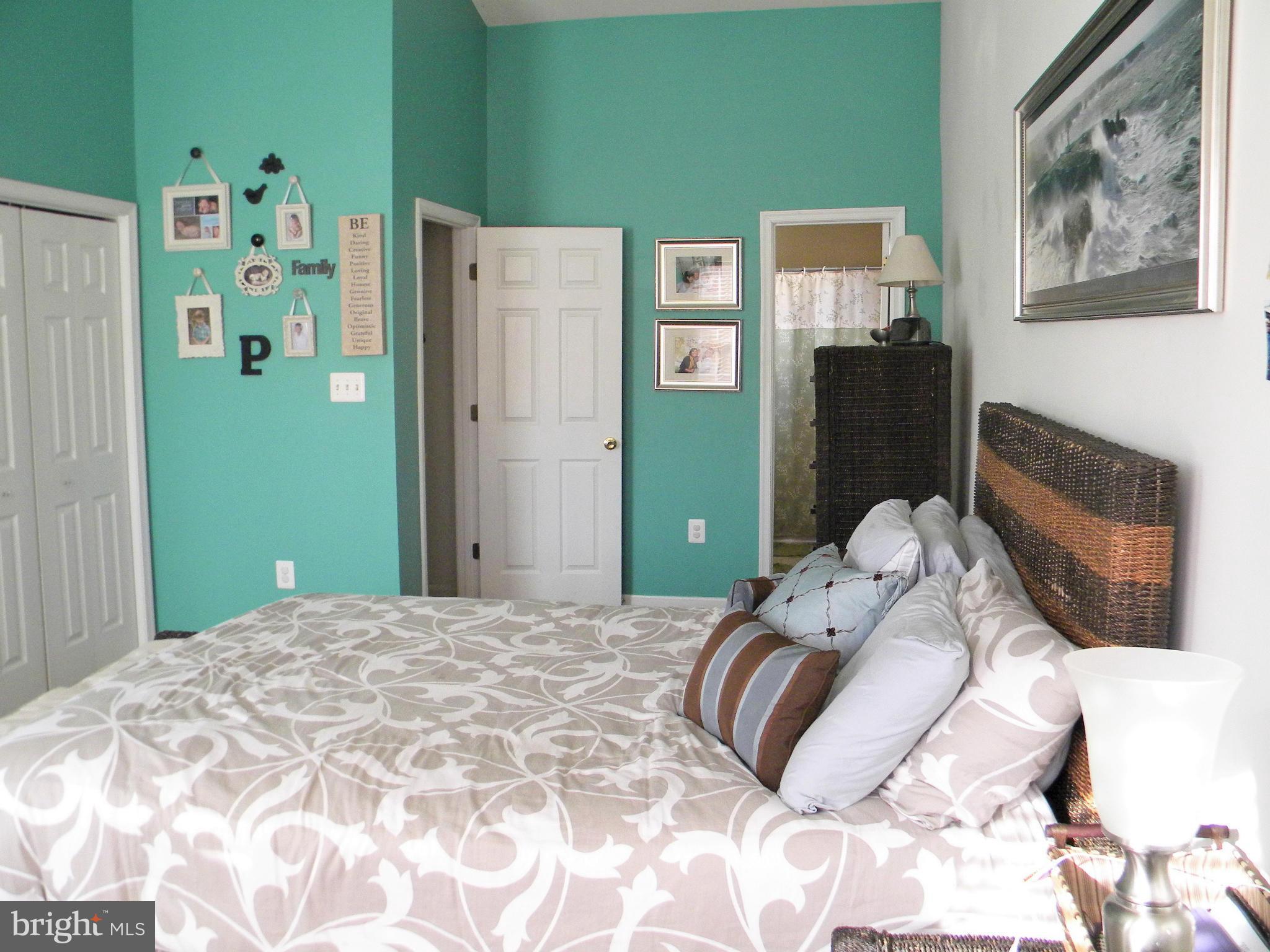 FRANKLIN MANOR BEACH - Residential