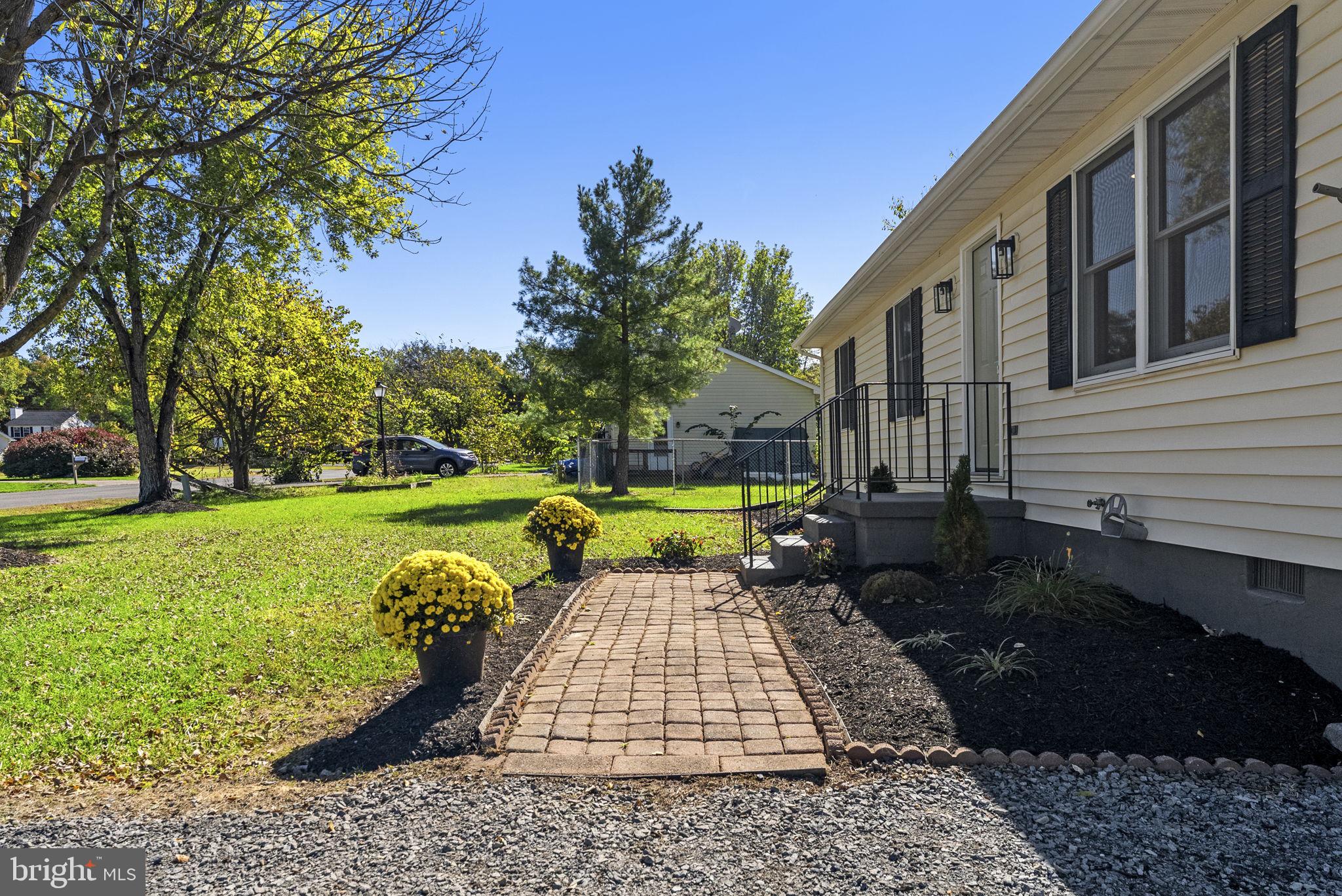 12236 CEDARWOOD DRIVE
