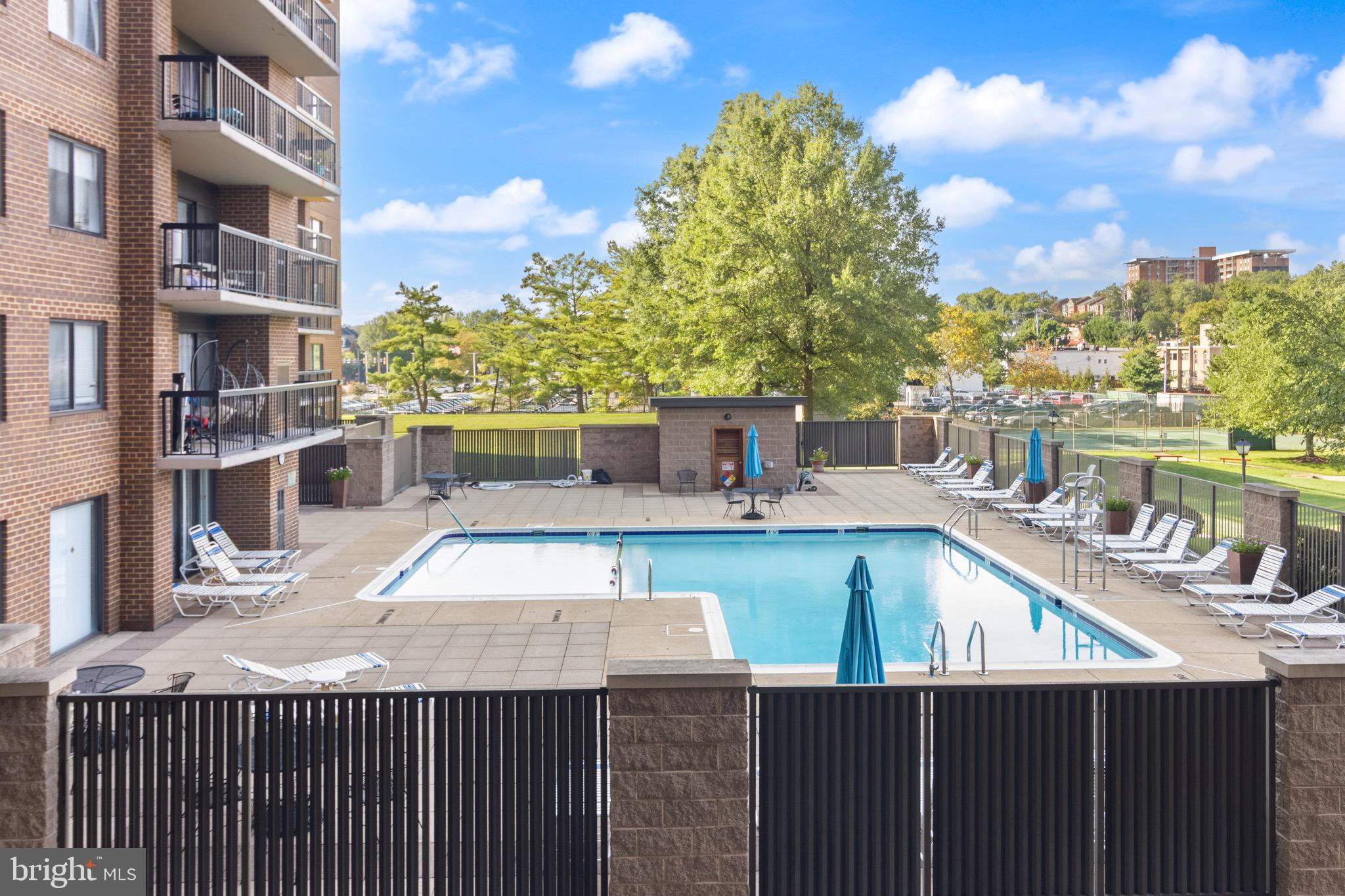 HALLMARK - Residential