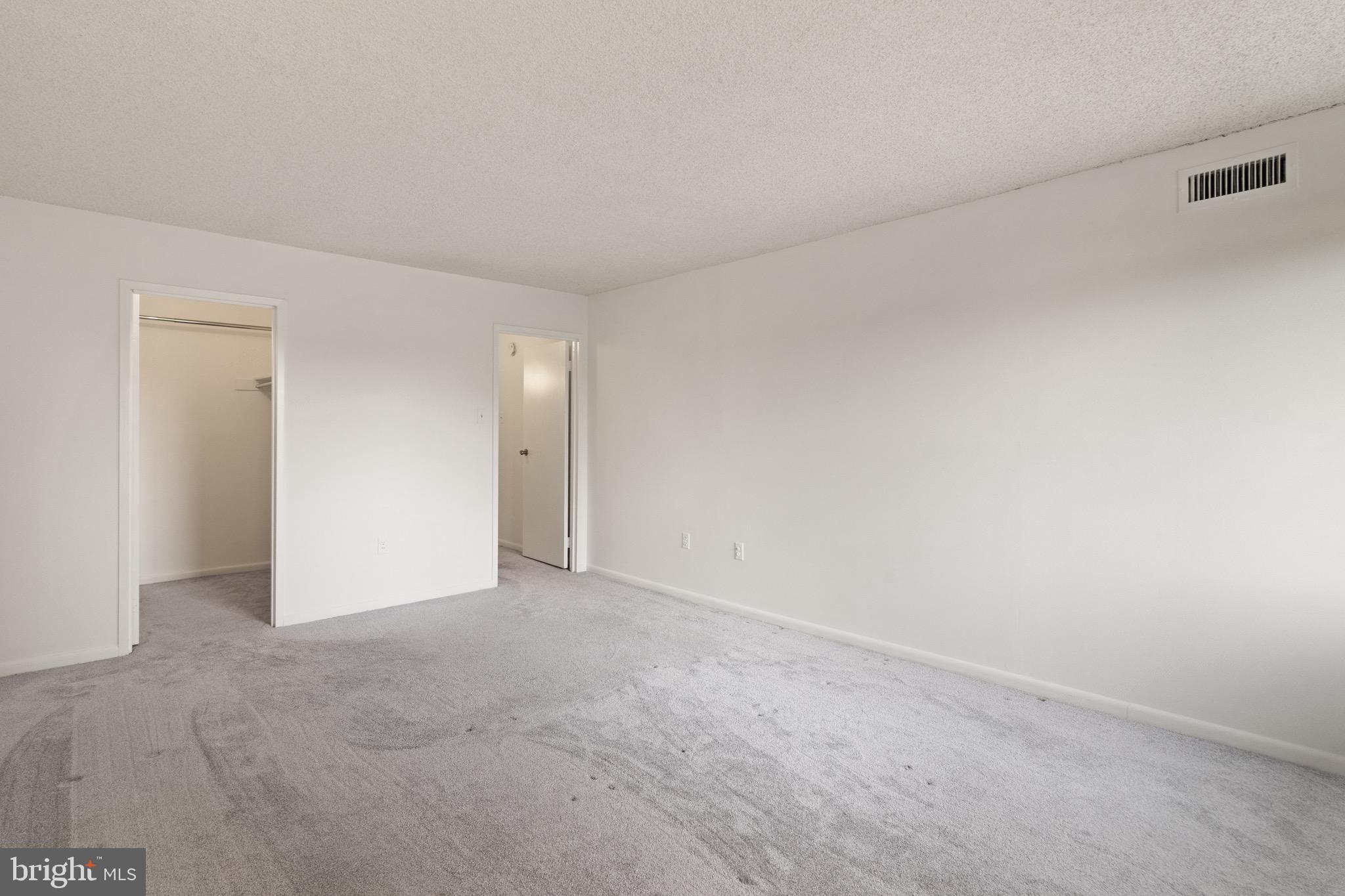 HALLMARK - Residential