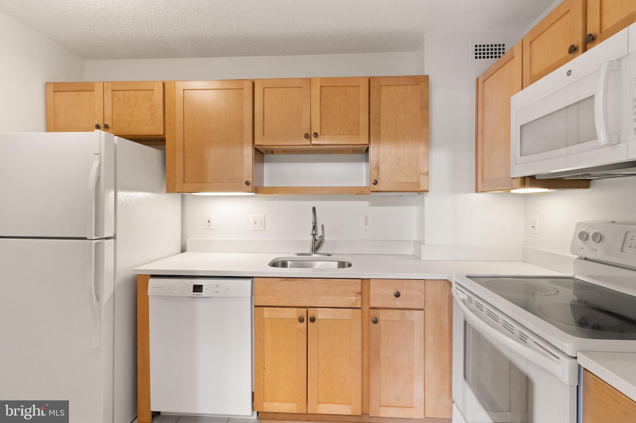 HALLMARK - Residential