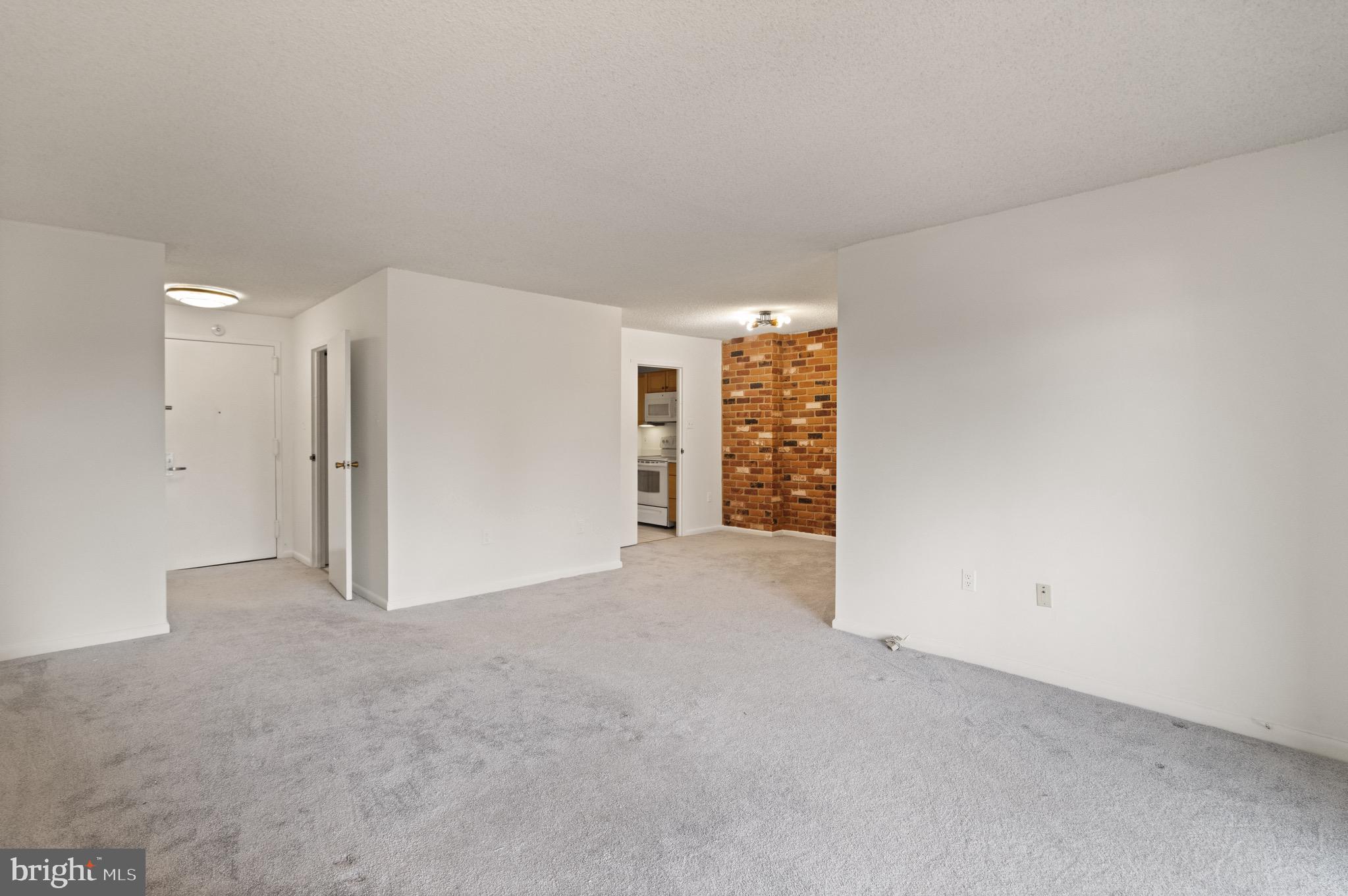 HALLMARK - Residential