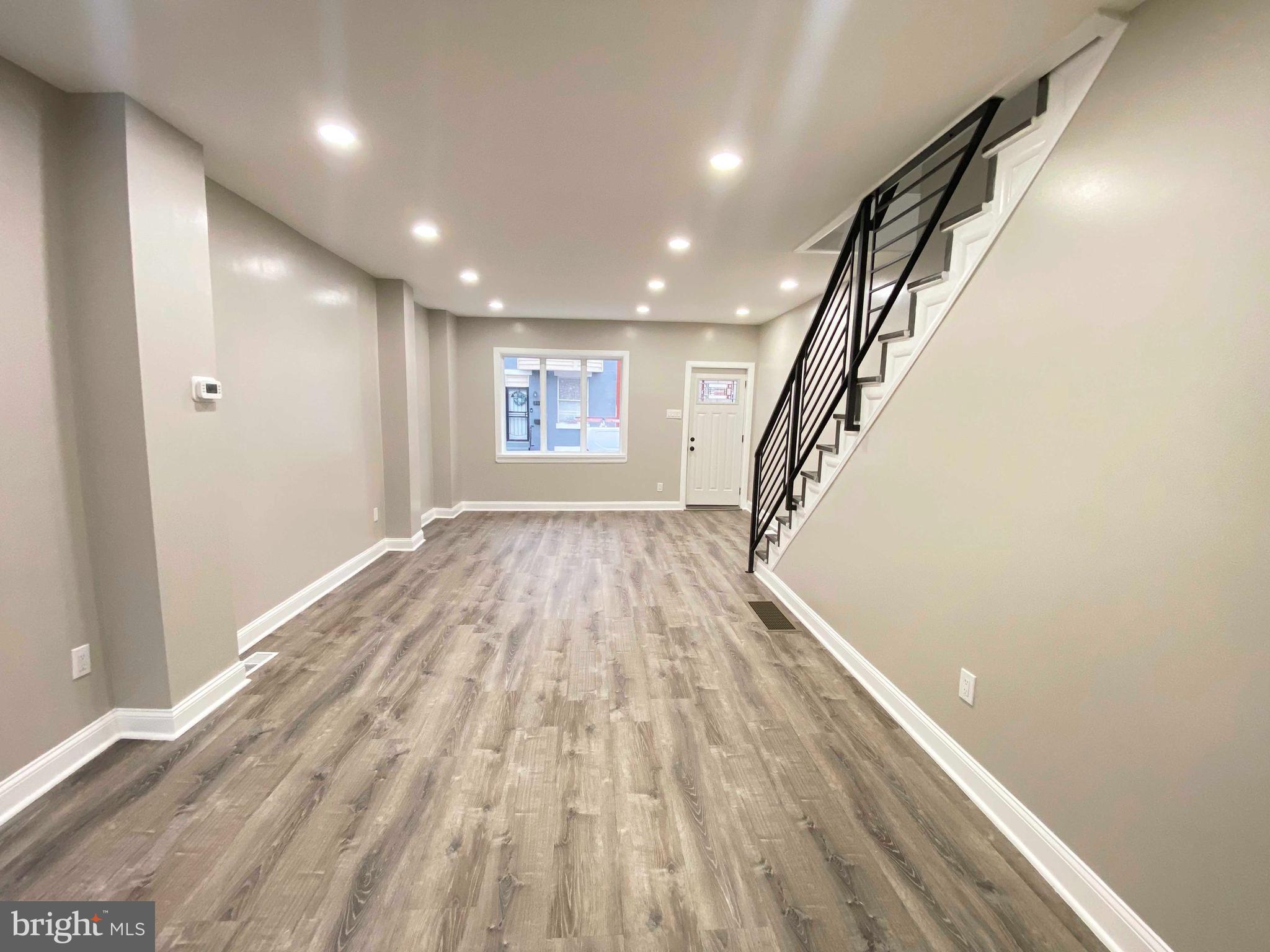 PORT RICHMOND - Residential