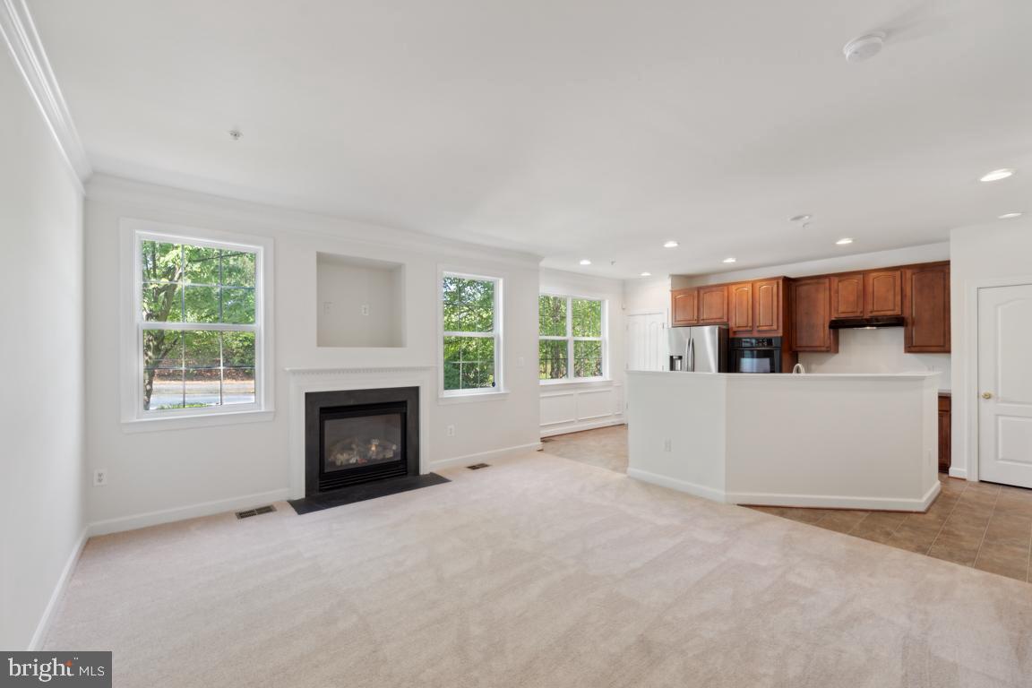 RUSSETT - Residential