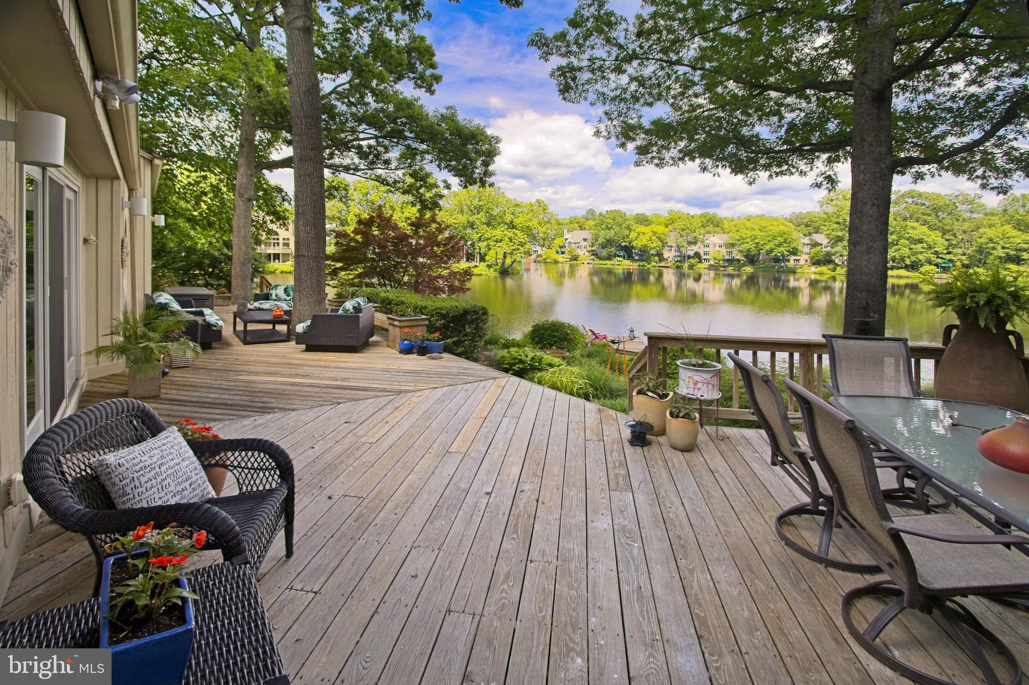 RESTON - Residential