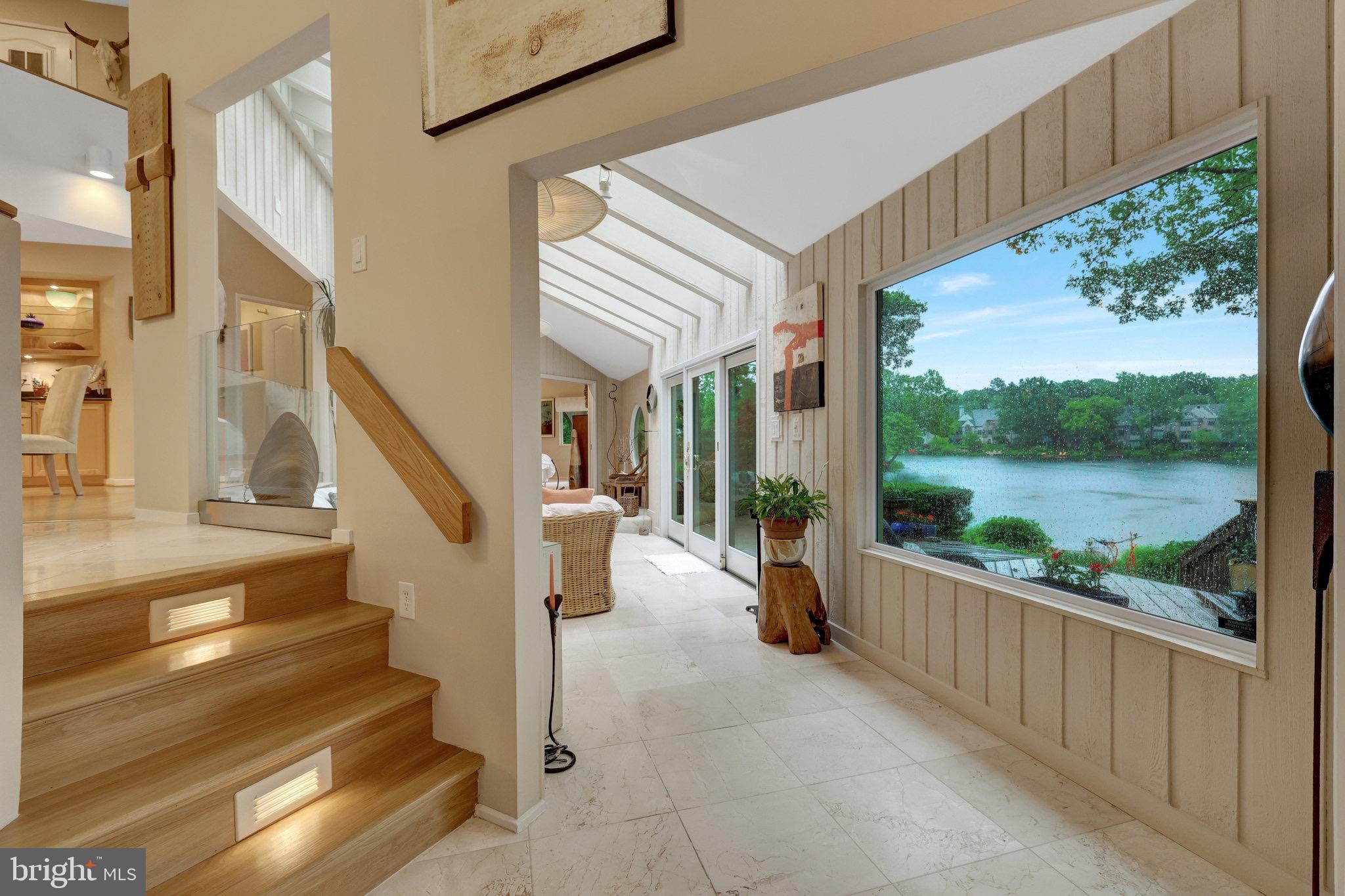 RESTON - Residential