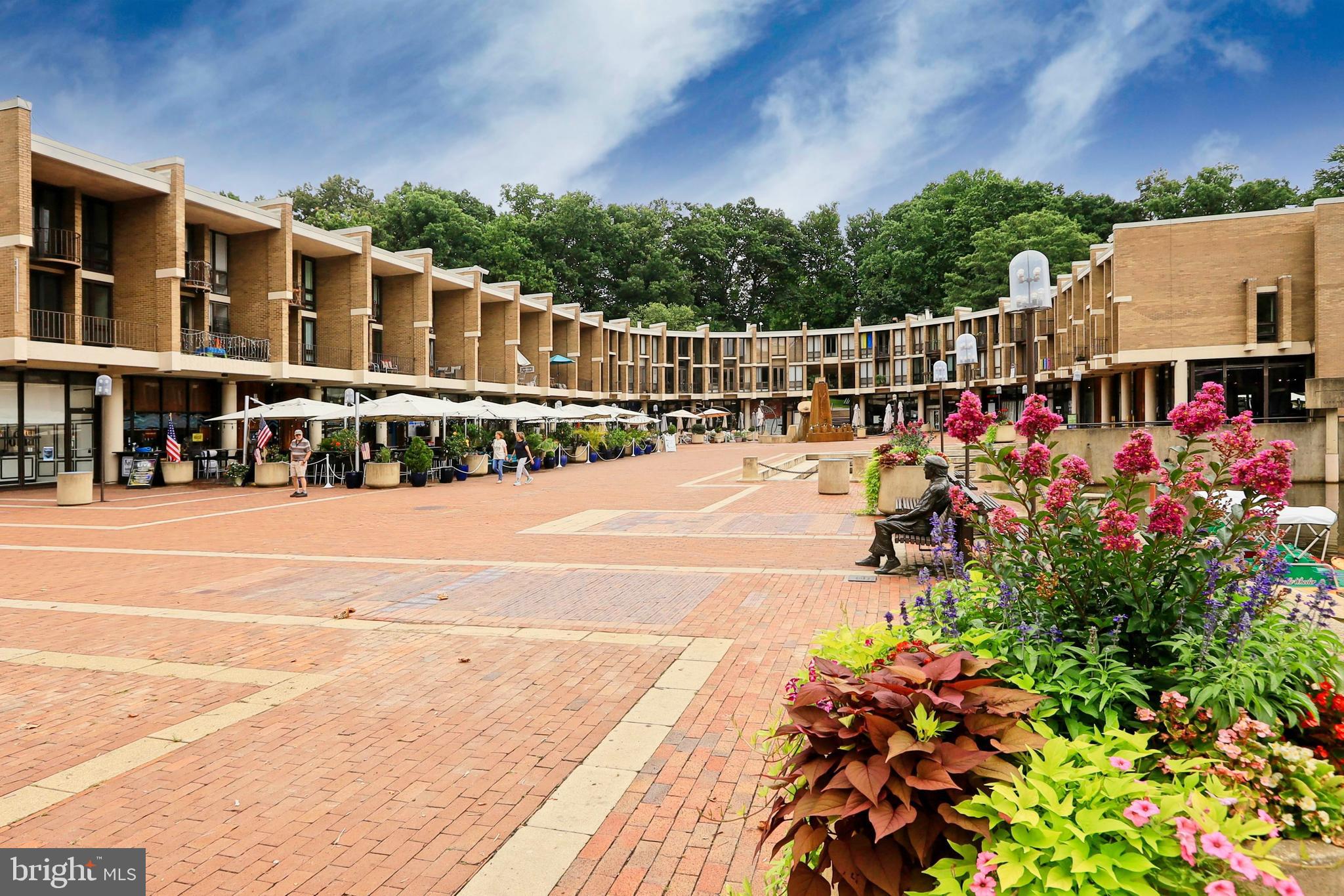 RESTON - Residential