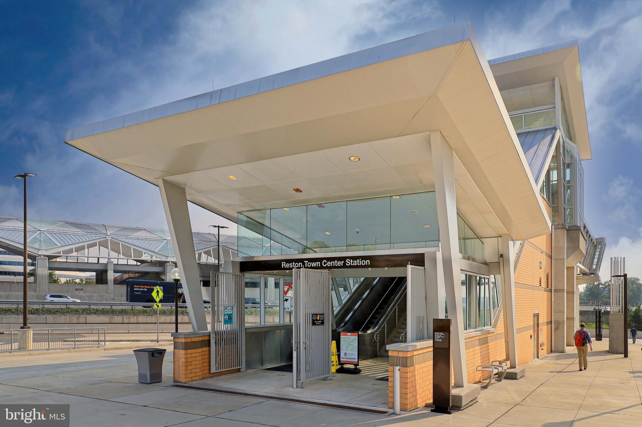 RESTON - Residential