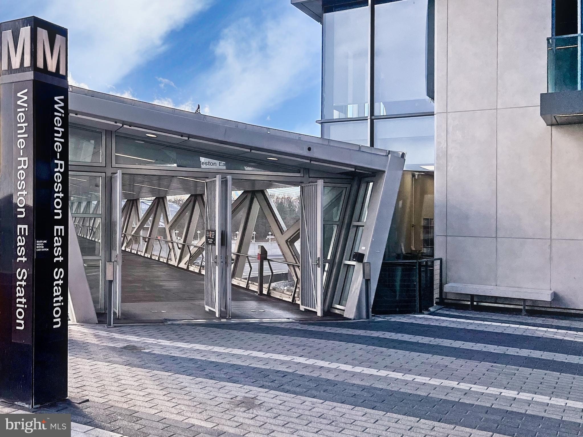 RESTON - Residential