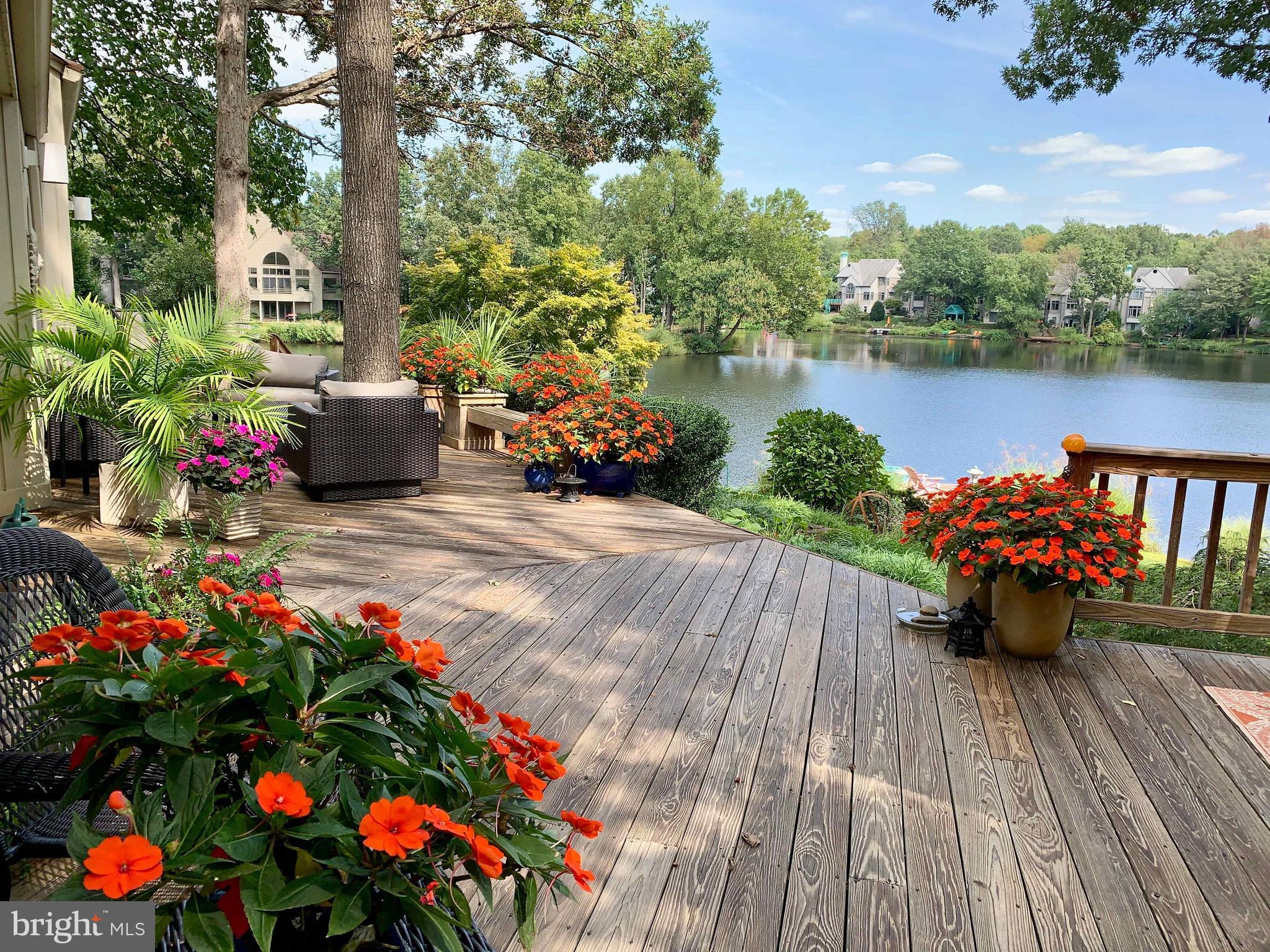 RESTON - Residential