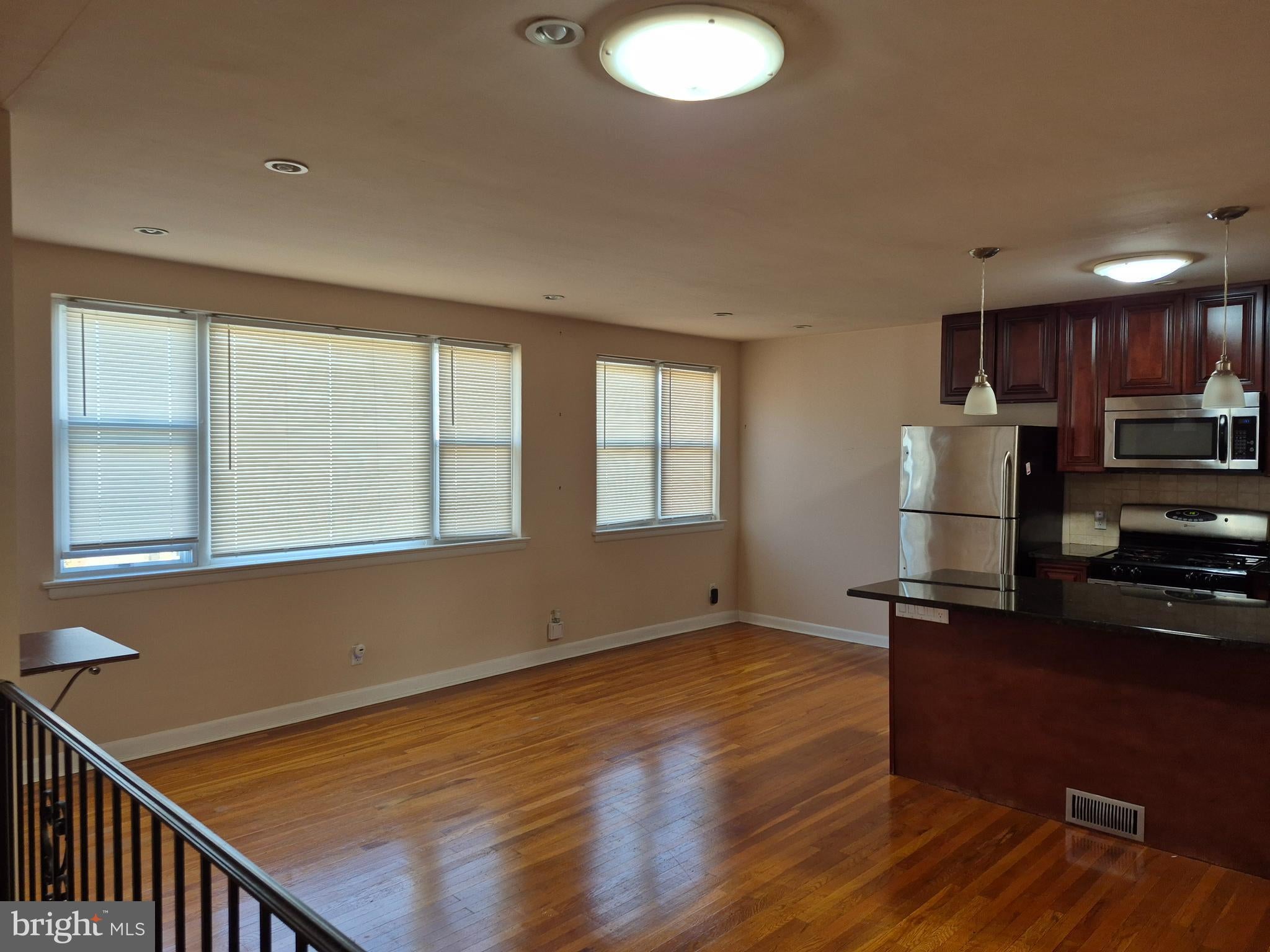 7254 MANSFIELD AVENUE 2ND FLOOR