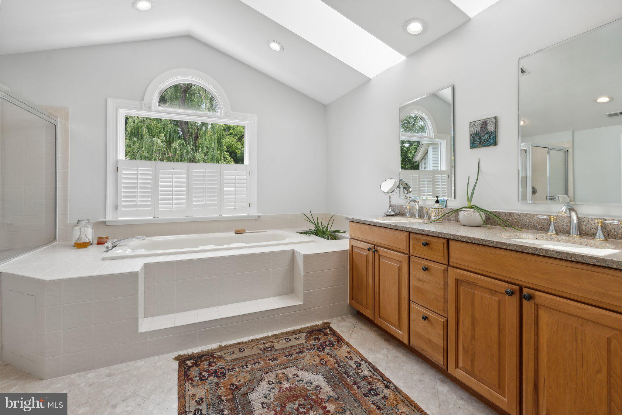 OAKTON GROVE - Residential