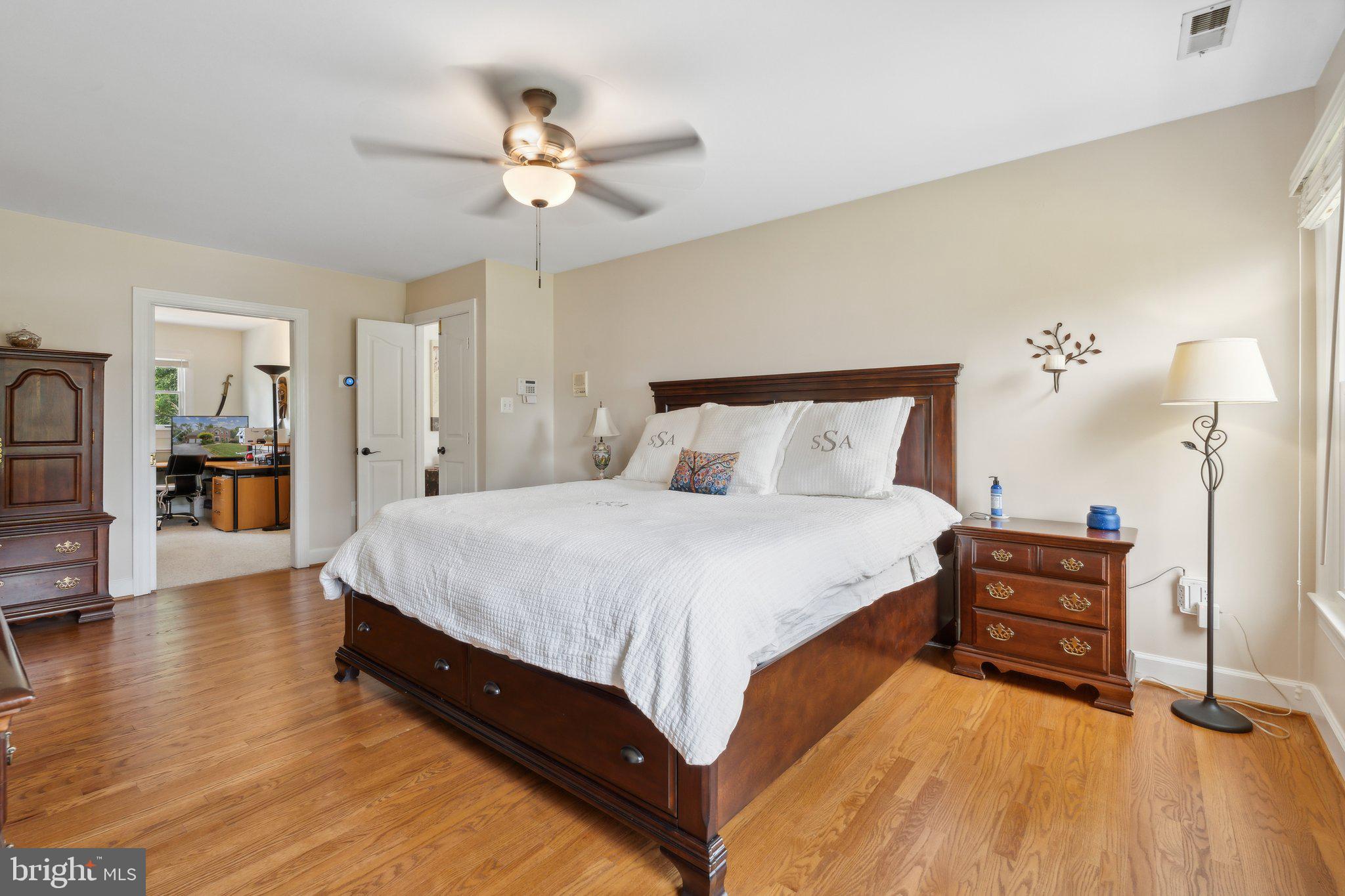 OAKTON GROVE - Residential