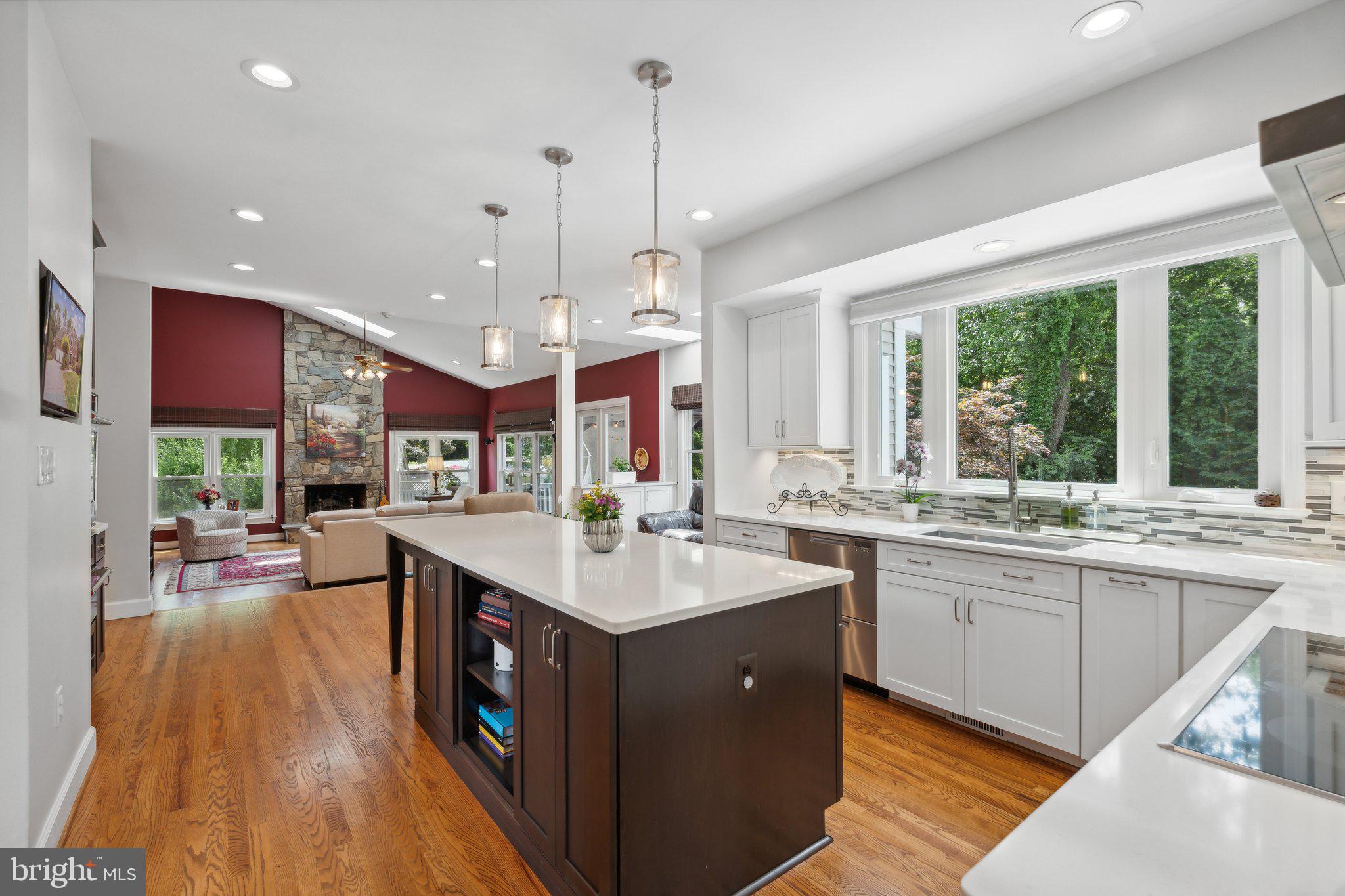 OAKTON GROVE - Residential