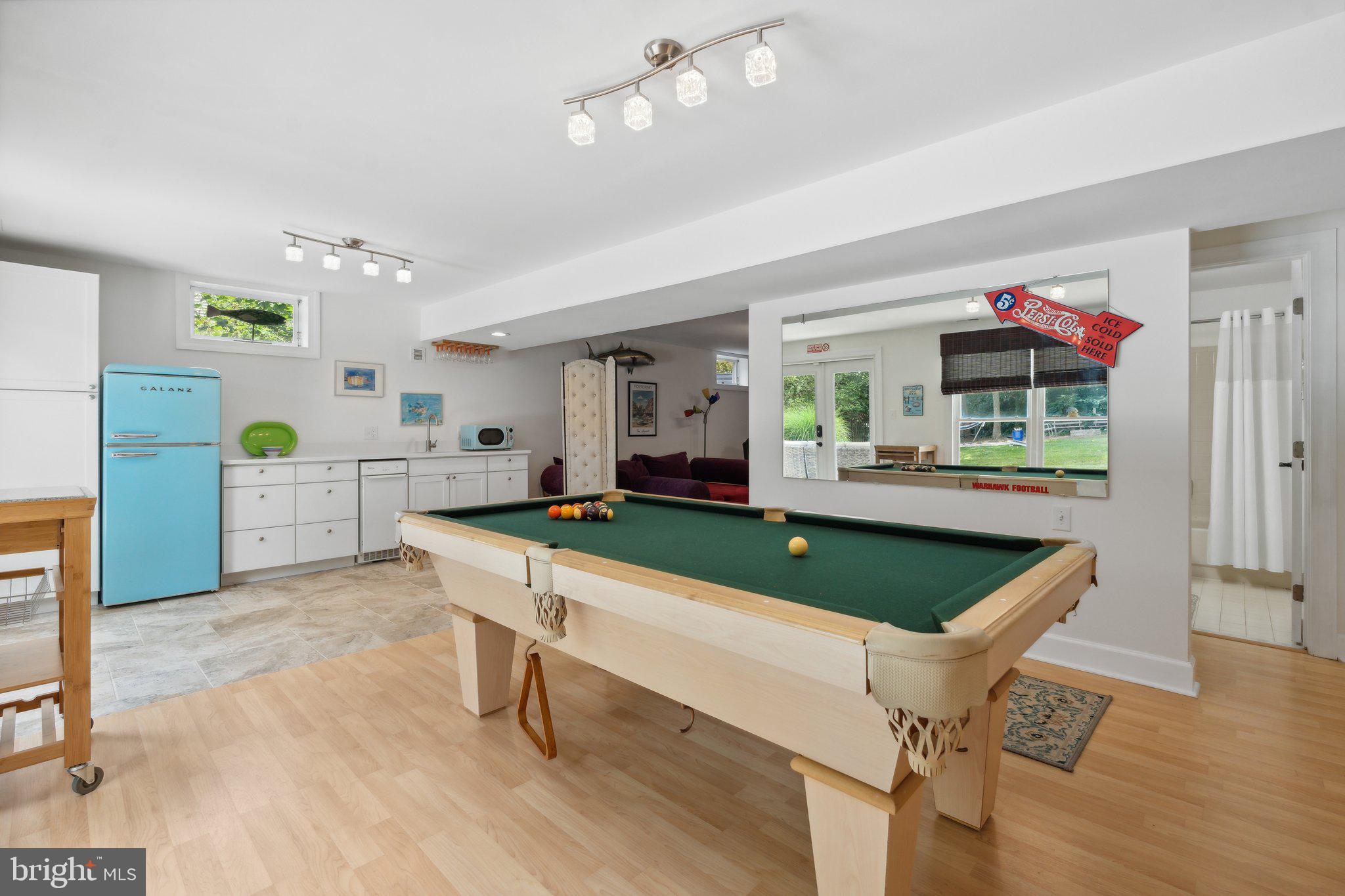 OAKTON GROVE - Residential