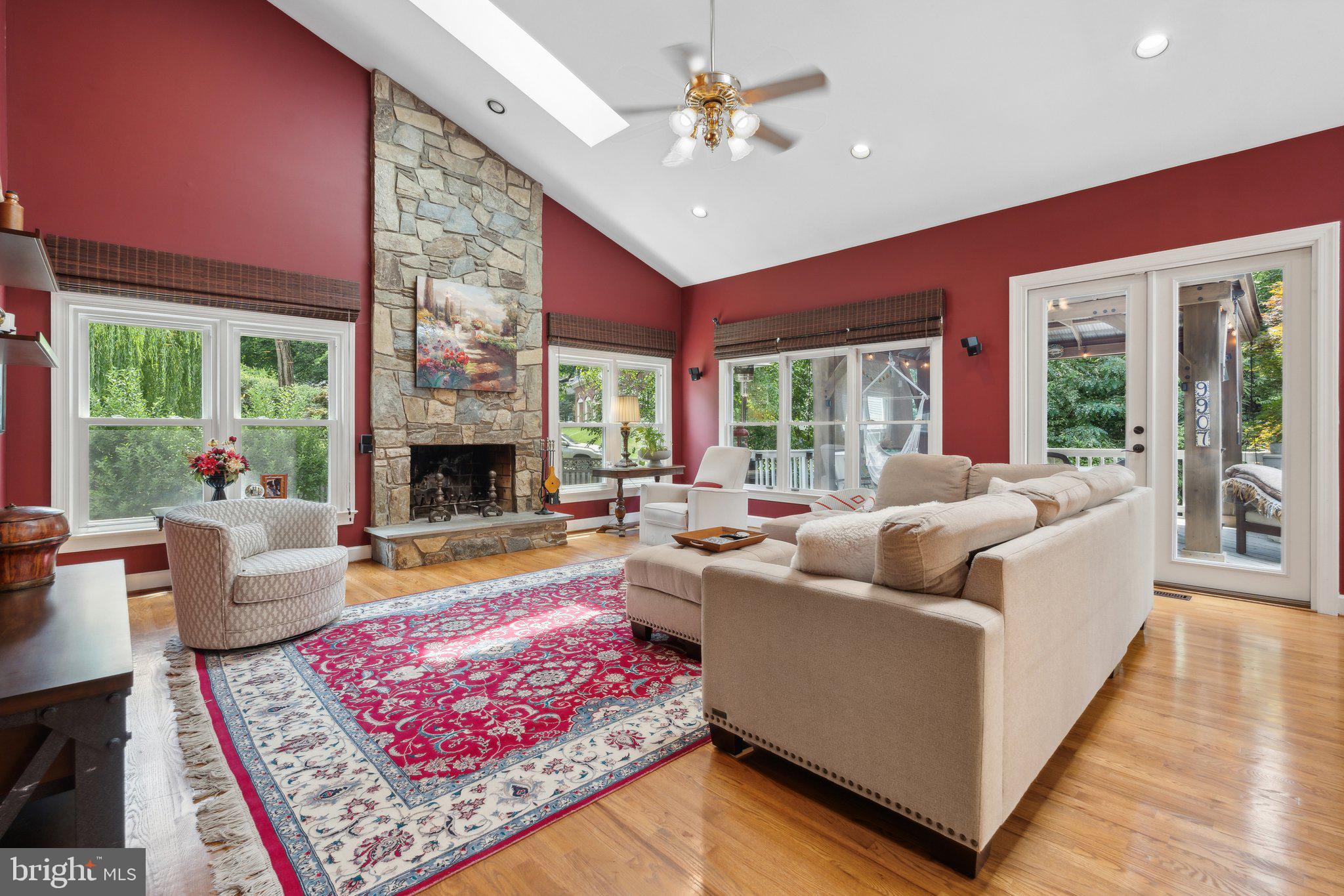 OAKTON GROVE - Residential