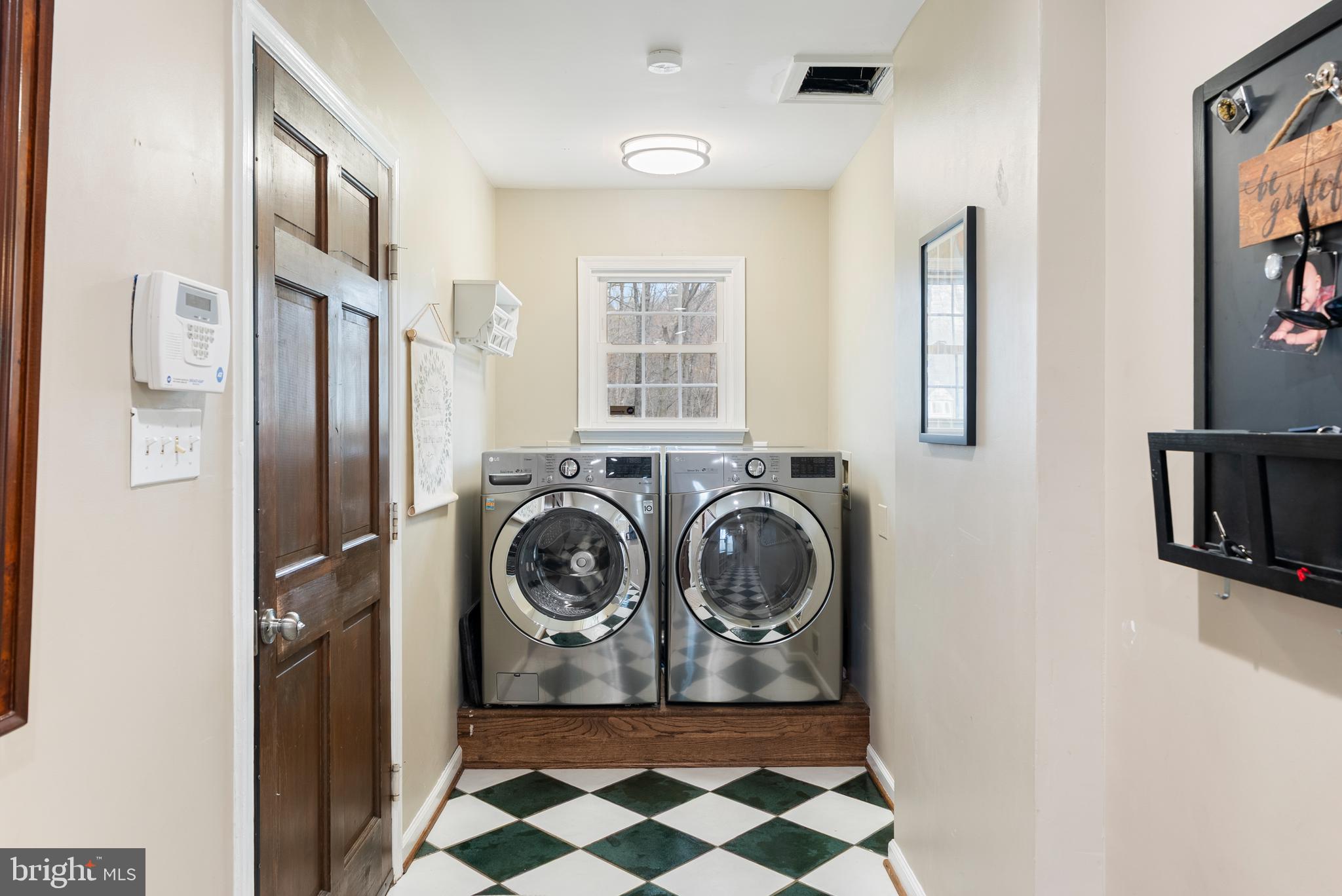 STABLERS RIDGE - Residential