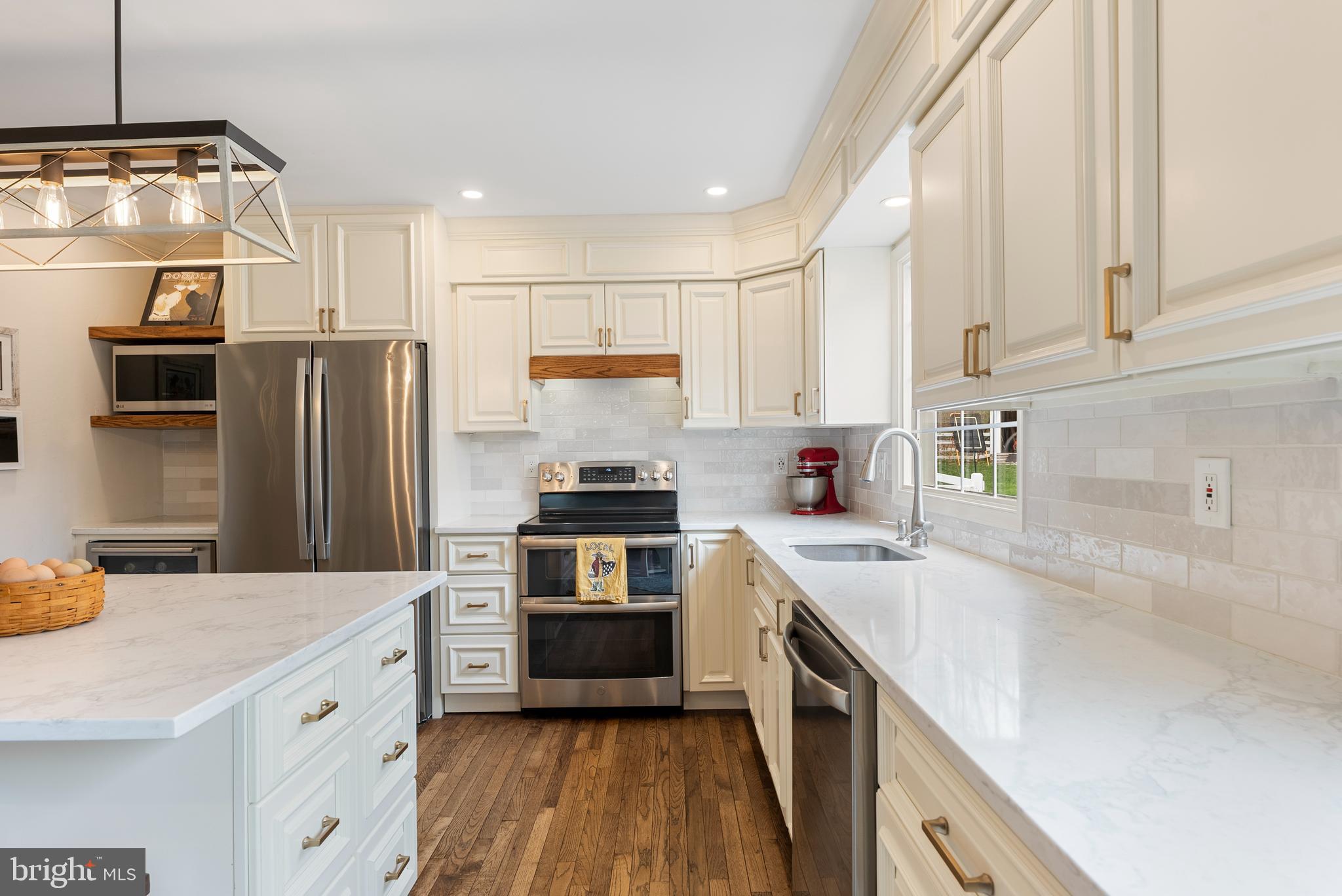 STABLERS RIDGE - Residential