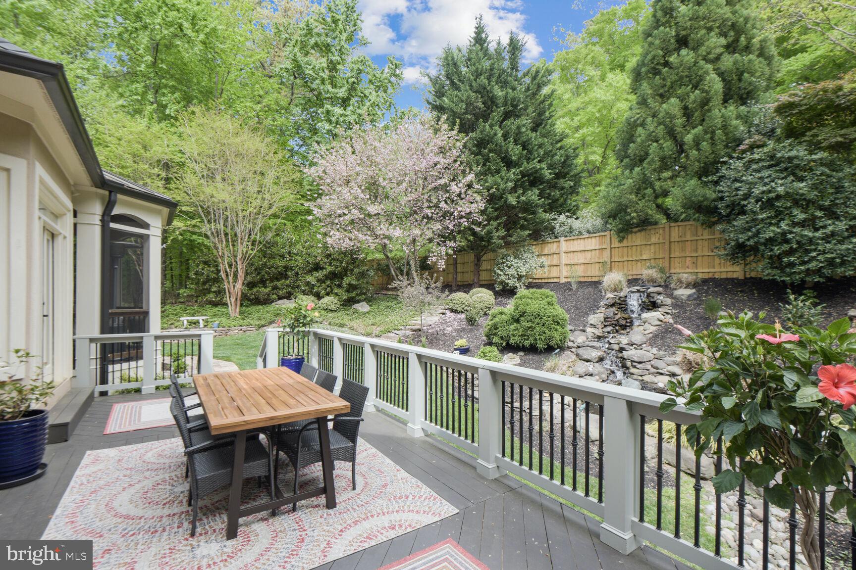 ESTATES AT LOWES - Residential