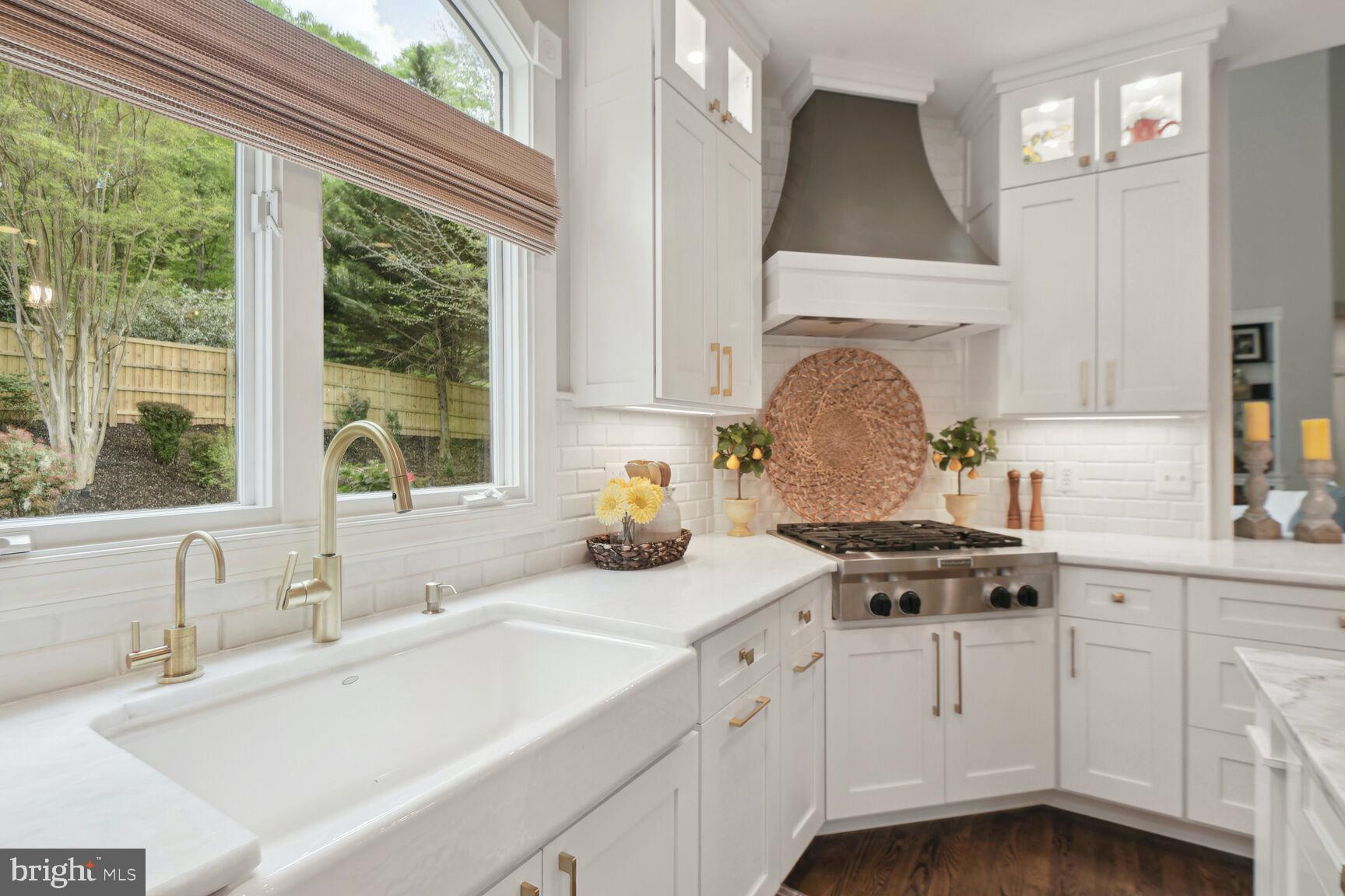 ESTATES AT LOWES - Residential