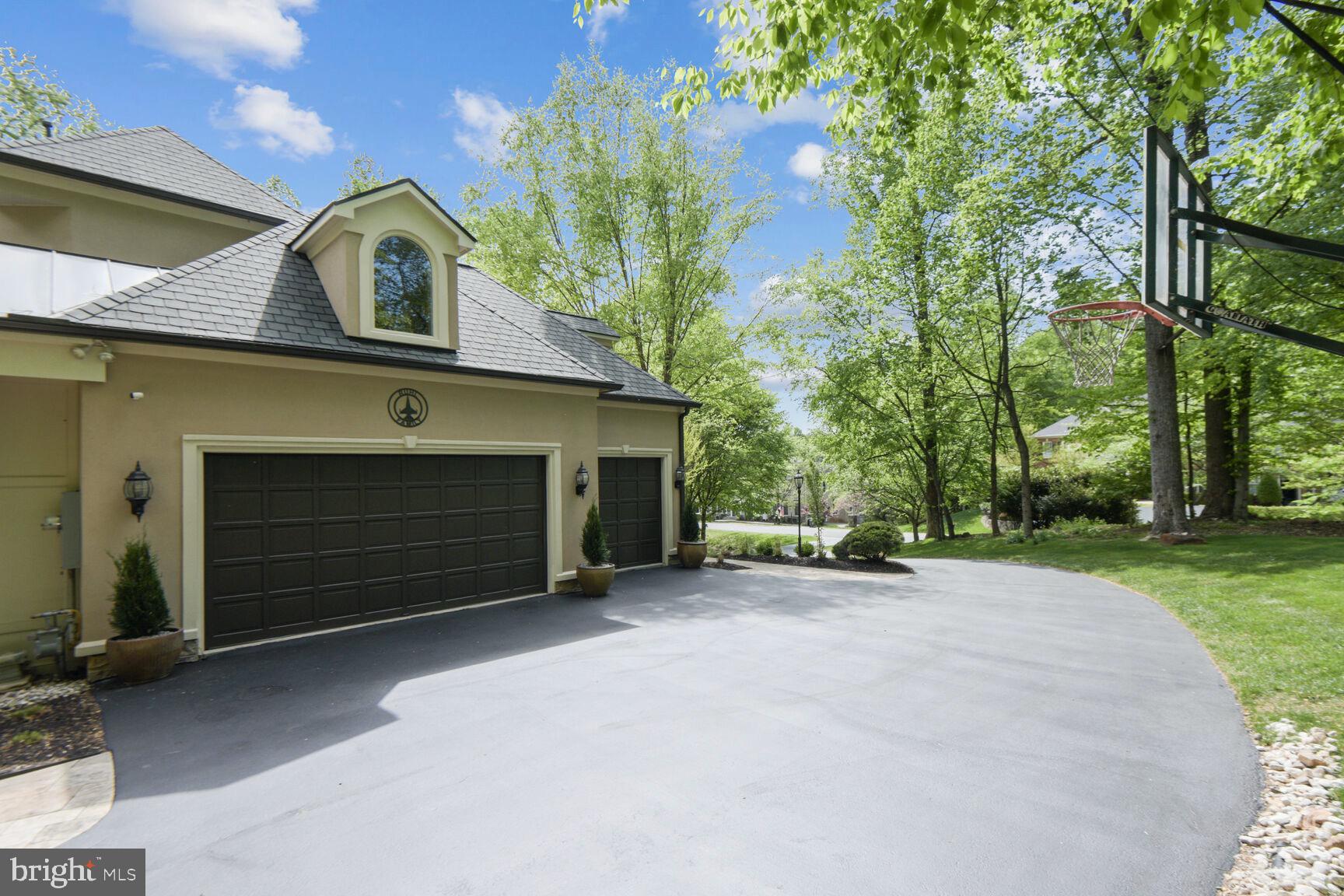 ESTATES AT LOWES - Residential