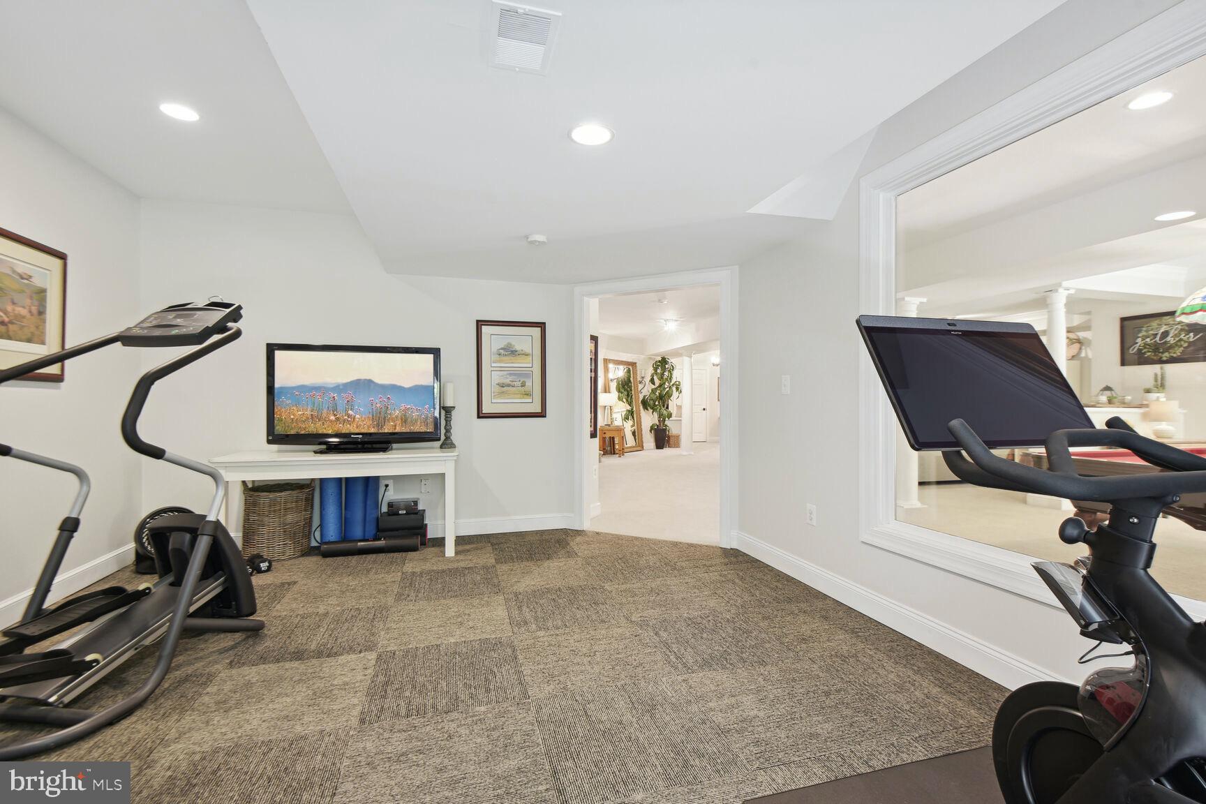 ESTATES AT LOWES - Residential