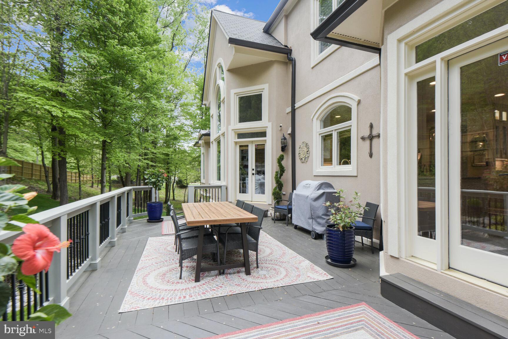 ESTATES AT LOWES - Residential