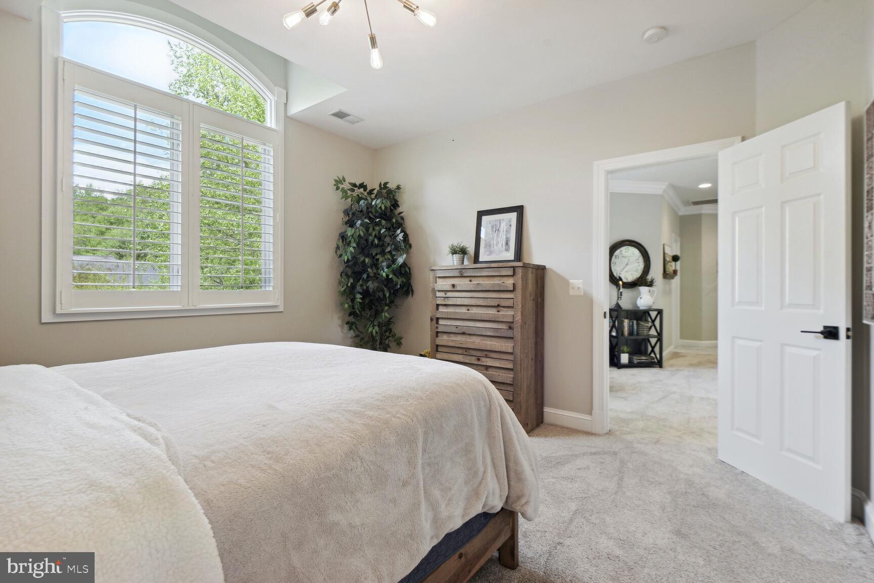 ESTATES AT LOWES - Residential