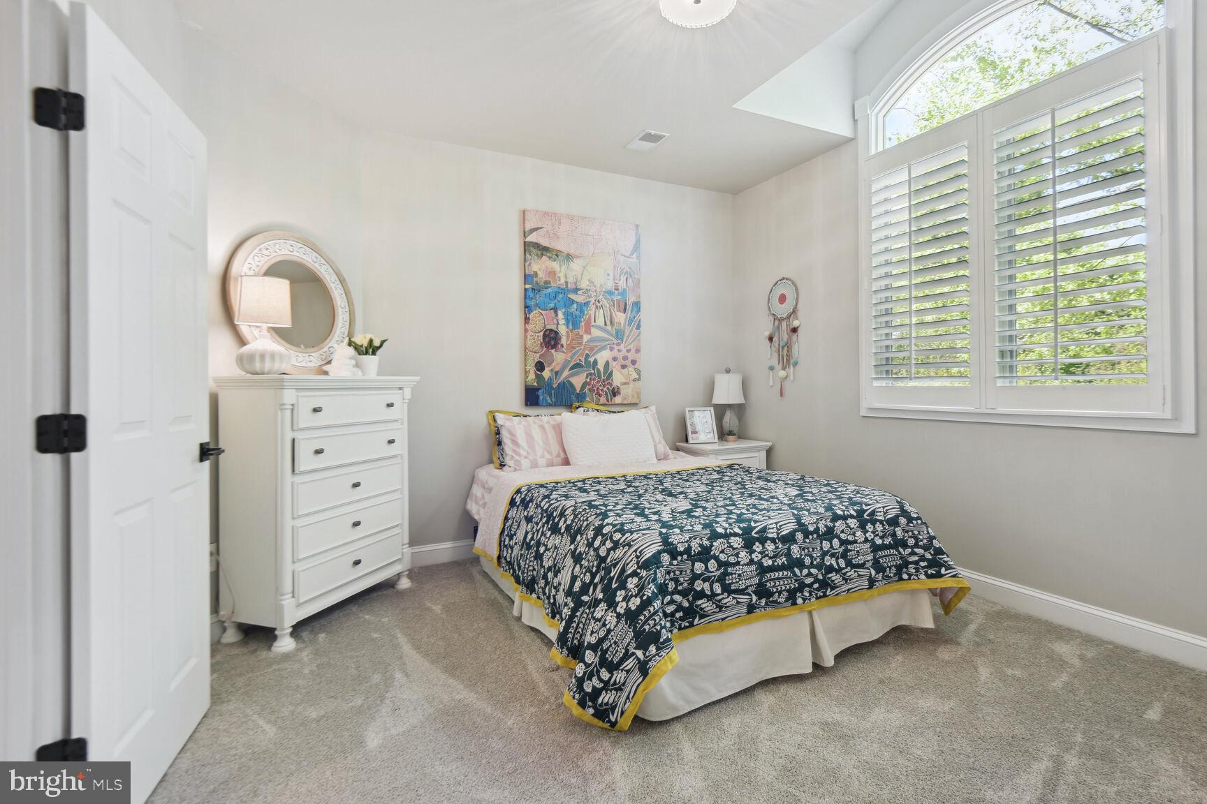 ESTATES AT LOWES - Residential